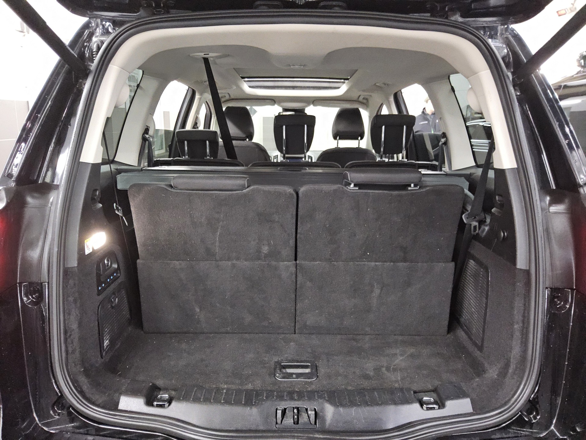 Ford Galaxy 2.0 EB Titanium 7-Sitze Navi LED Pano AHK 12