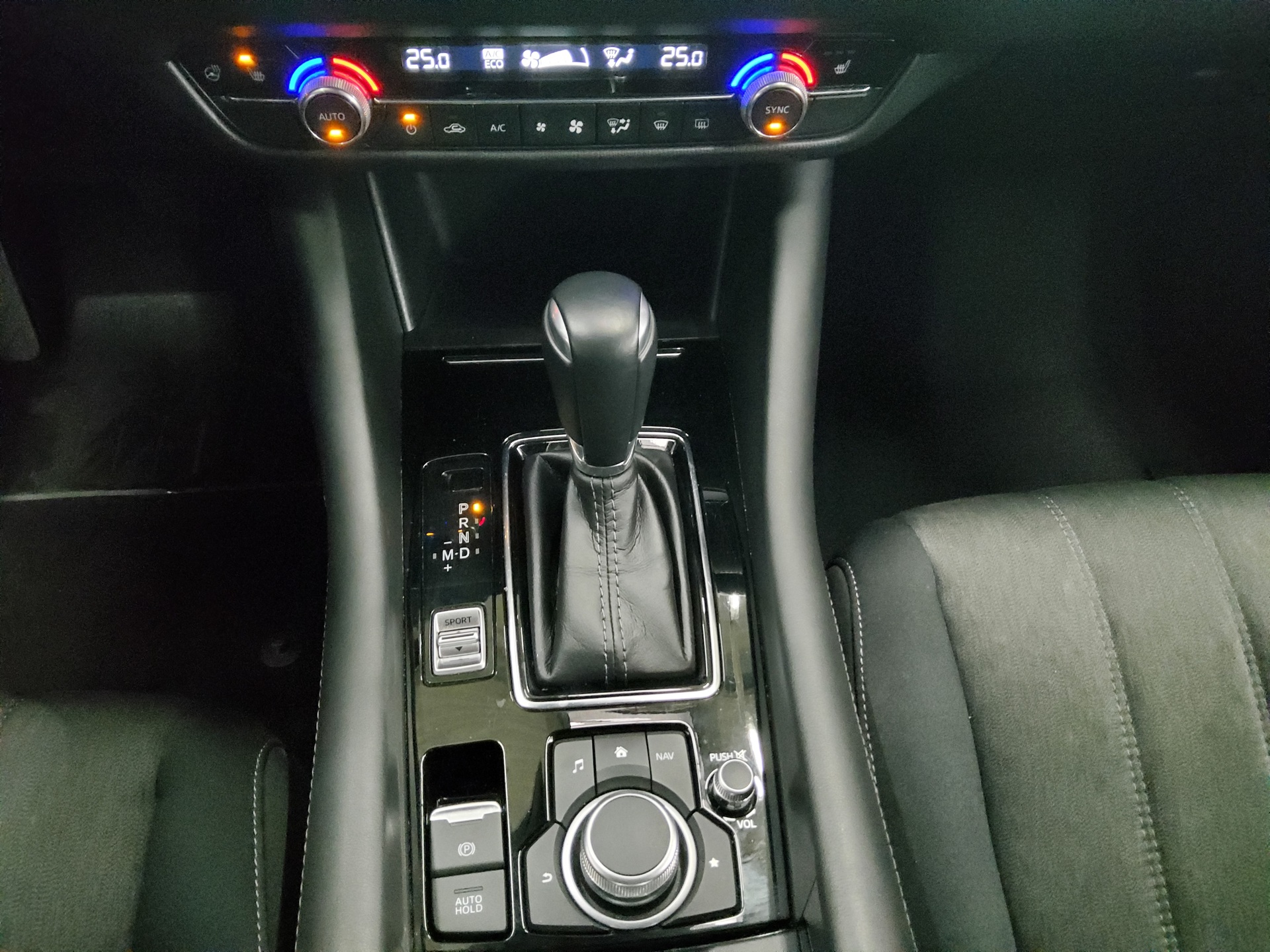 Mazda 6 Kombi 2.0 SKYACTIV-G Sports-Line Navi LED HuD 6