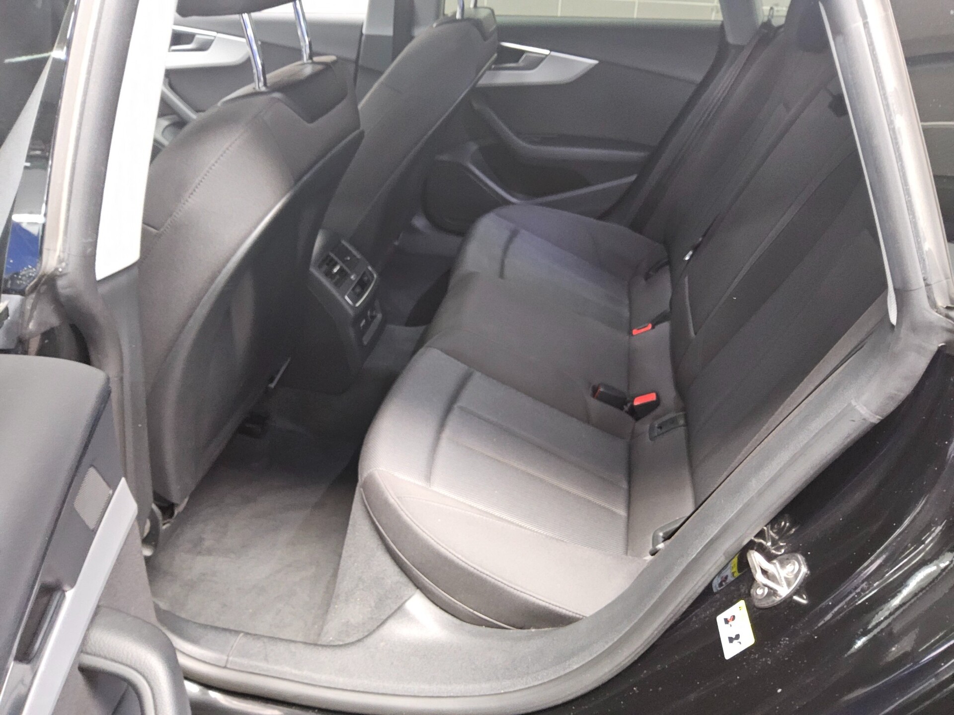 Audi A5 Sportback 35 TDI Navi+ LED HuD RfK PDC 12