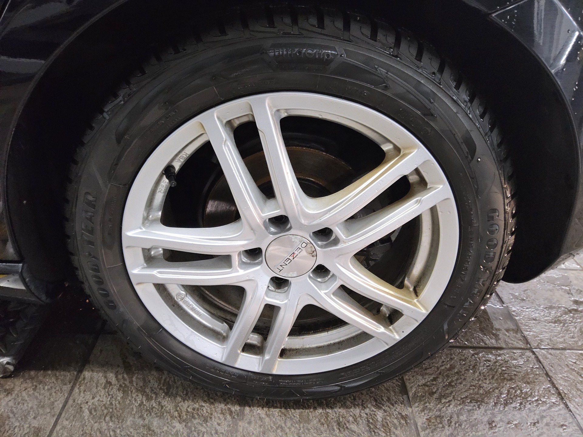 Mercedes-Benz A 200 d Progressive T-Leder Navi PDC LED RfK 11