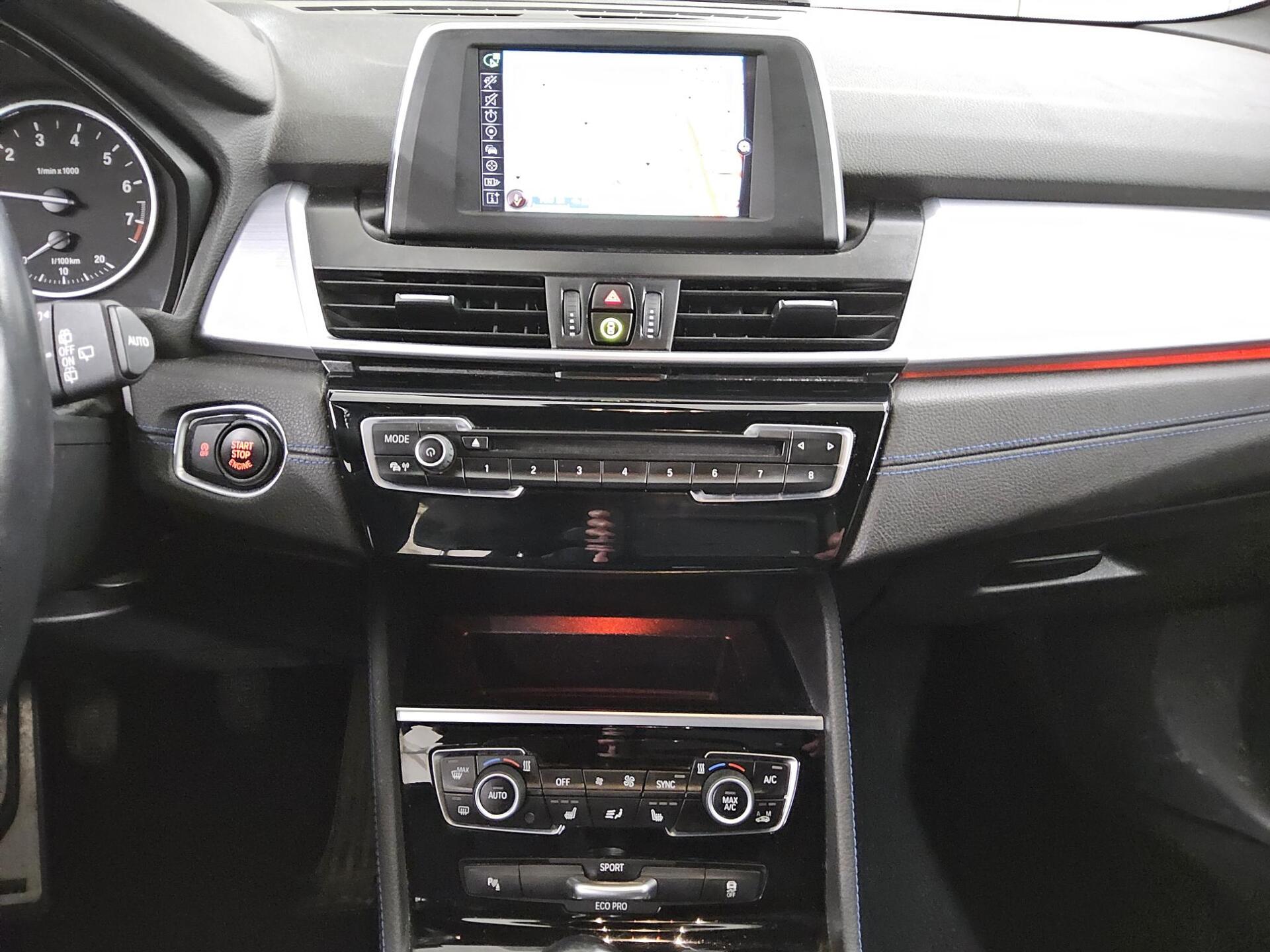 BMW 220 Gran Tourer M-Sport Navi AHK PDC SHZ 7