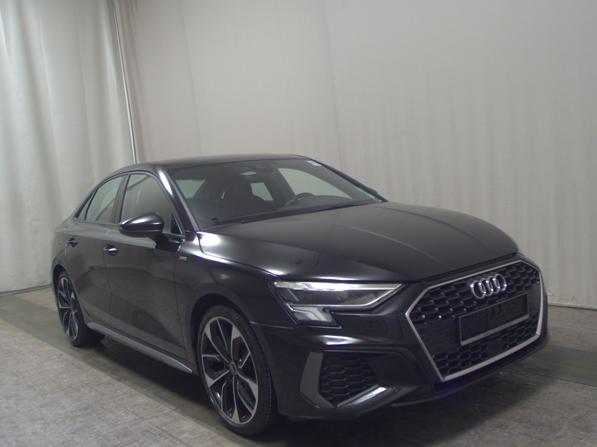 Audi A3 Lim. 35 TFSI 2x S-Line Navi LED vc B&O ACC 3
