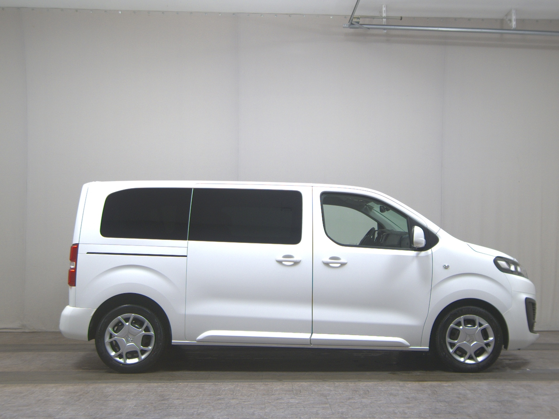 Citroën SpaceTourer 2.0 BlueHDi M Business 8-Sitze AHK