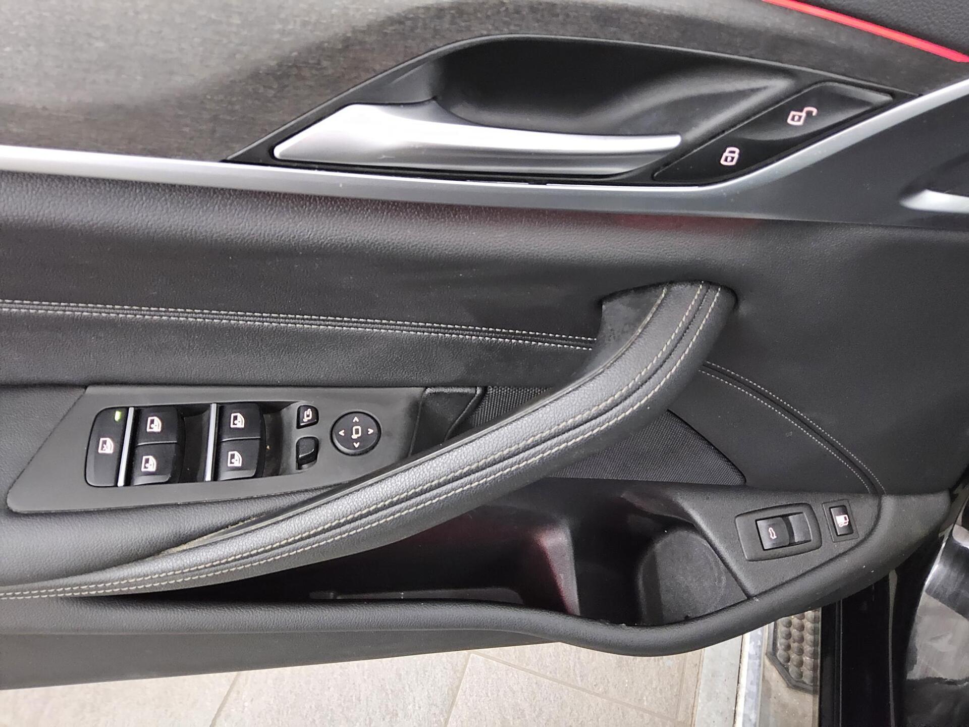 BMW 530e Touring Leder Navi LED+ LC prof. HiFi DA+ 10