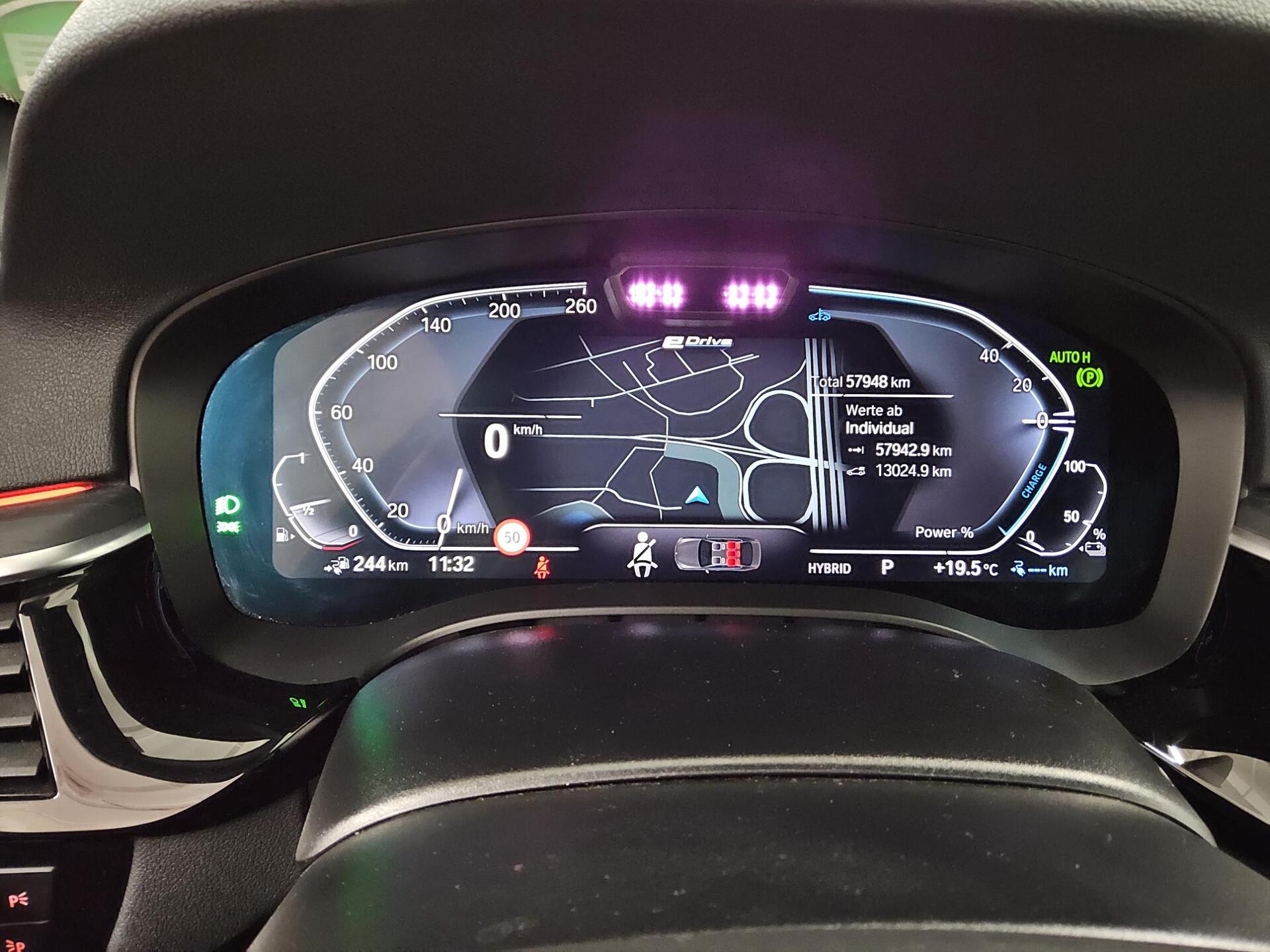 BMW 530e Touring Leder Navi LED+ LC prof. HiFi DA+ 8