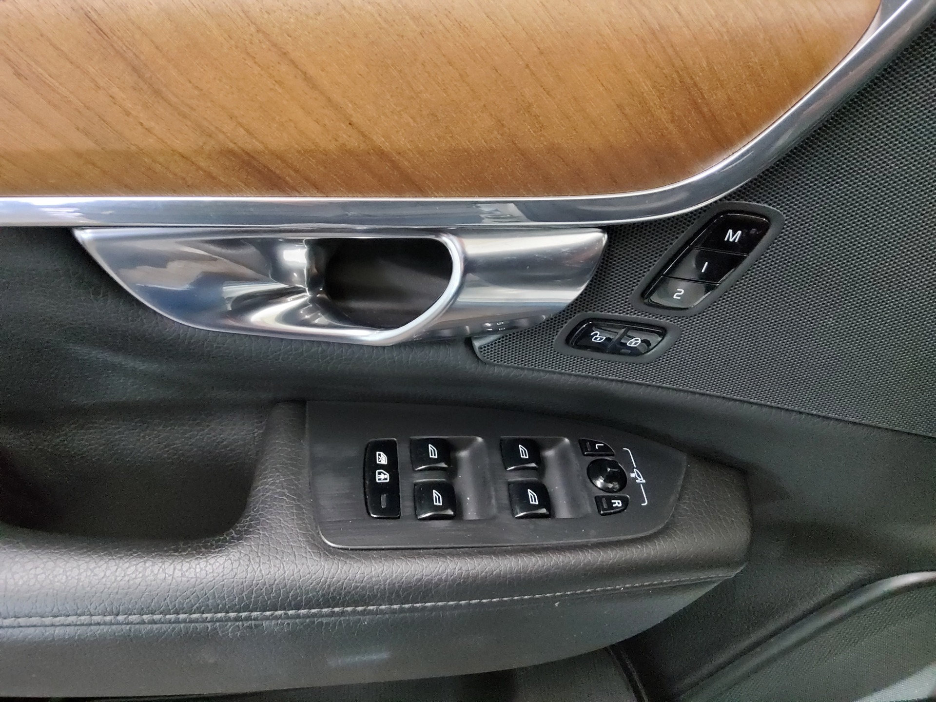 Volvo V90 D4 AWD Inscription Leder Navi LED AHK Memory 10