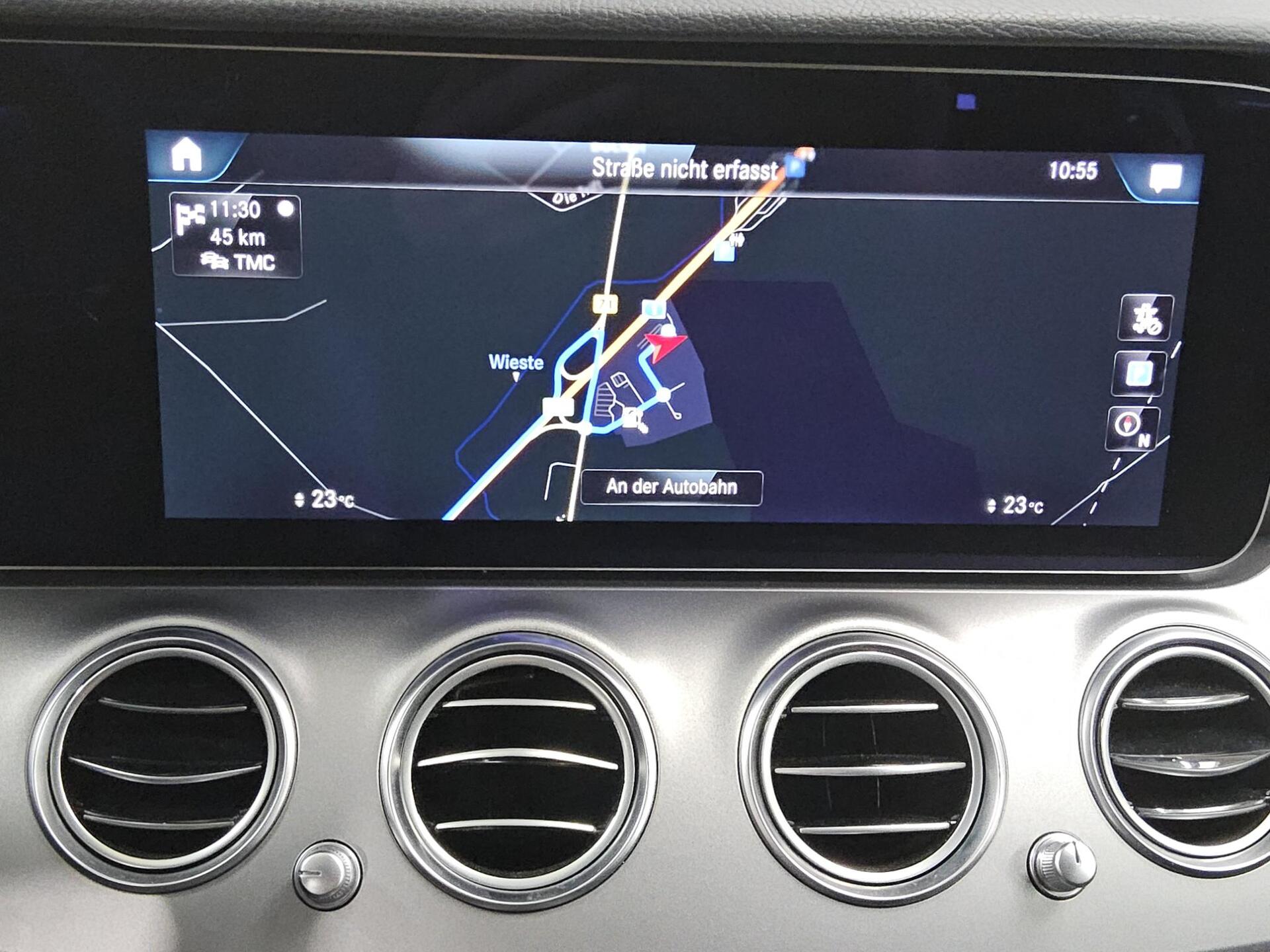 Mercedes-Benz E 300 T de Avantgarde Navi LED Widescreen AHK 7