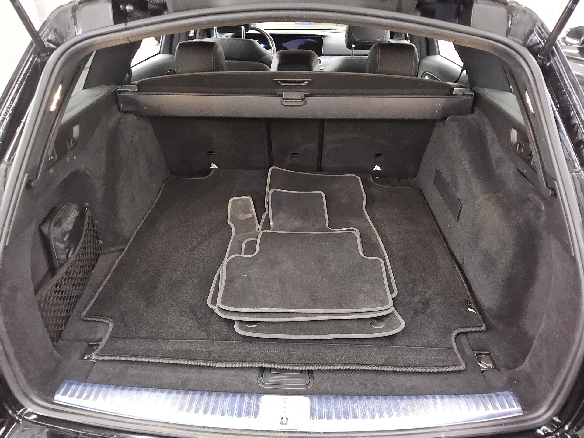 Mercedes-Benz E 220 T d 4M All-Terrain Burmester Widescr. GSD 12