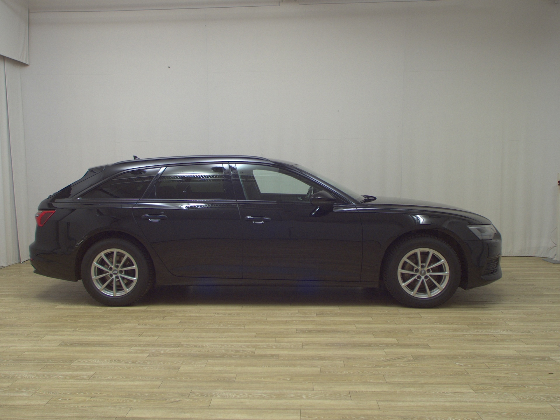 Audi A6 Avant 40 TDI Navi LED StandHzg Kamera ACC