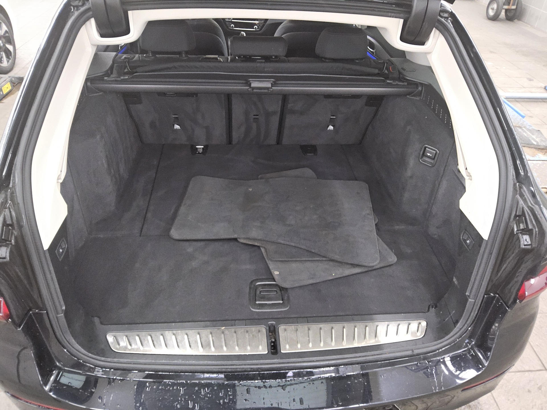 BMW 520dA Touring Leder Navi LC Prof. HuD HiFi RfK 12