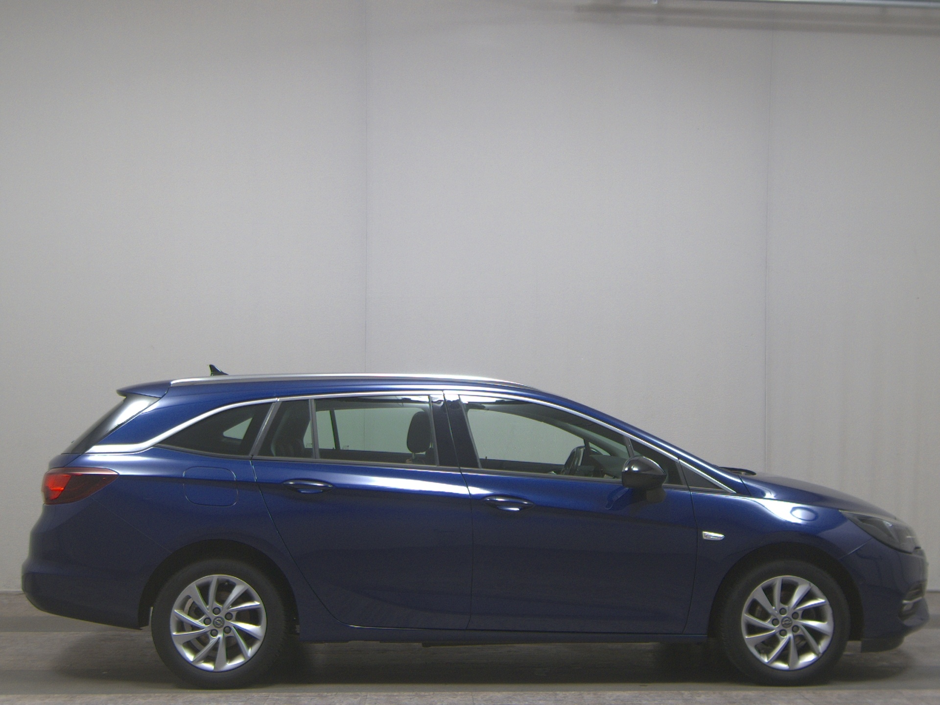 Opel Astra ST 1.2 Turbo Elegance T-Leder Navi LED RfK