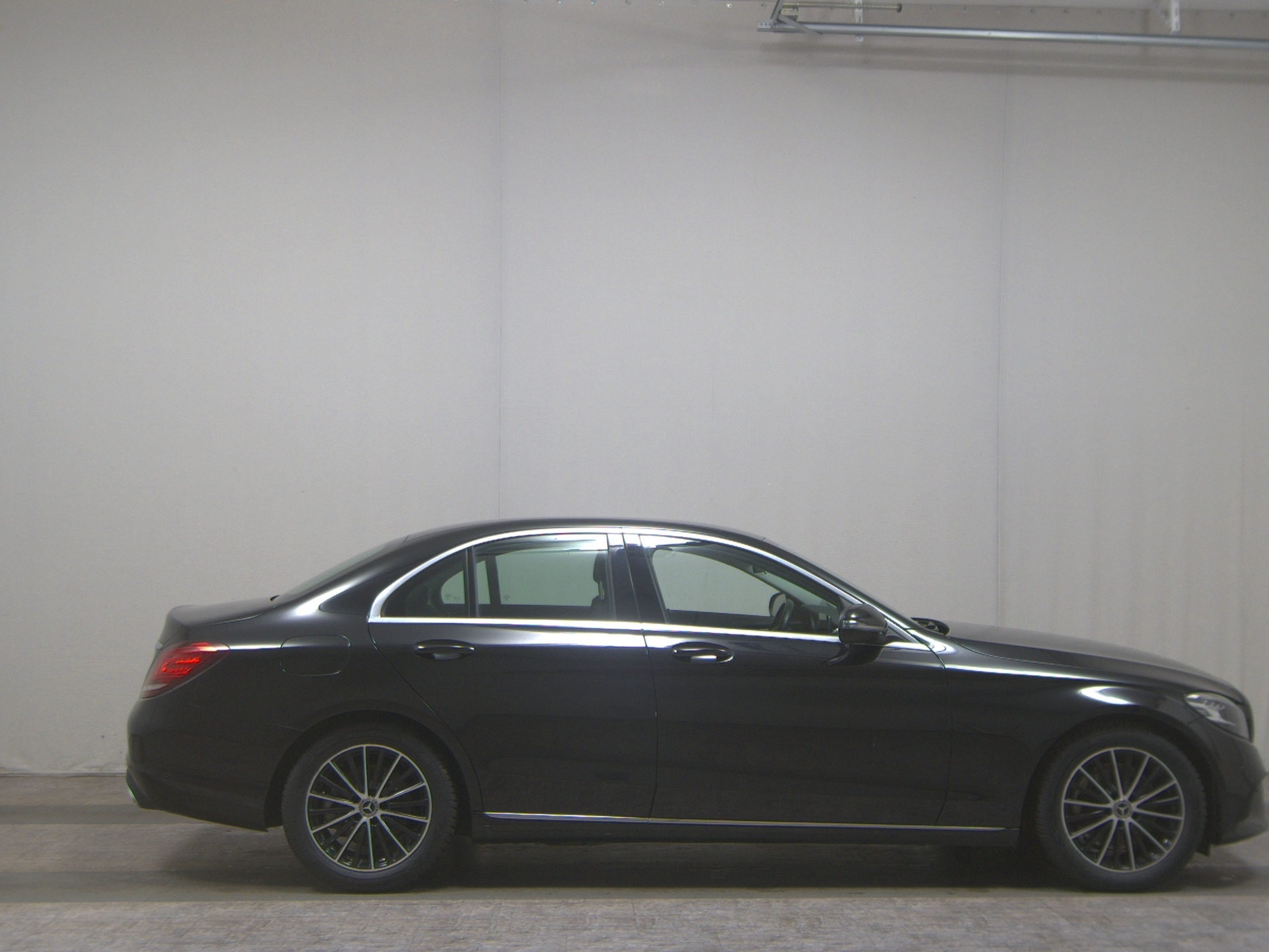 Mercedes-Benz C 300 Avantgarde LED Shz PDC Tempomat