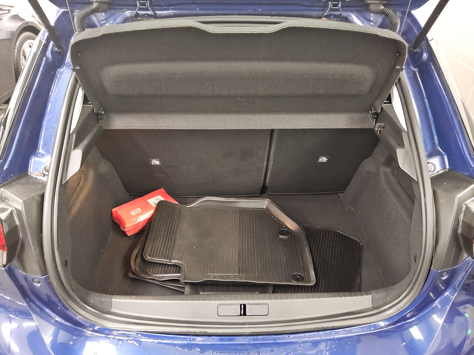 Opel Corsa 1.2 Turbo Elegance T-Leder LED RfK PDC 12