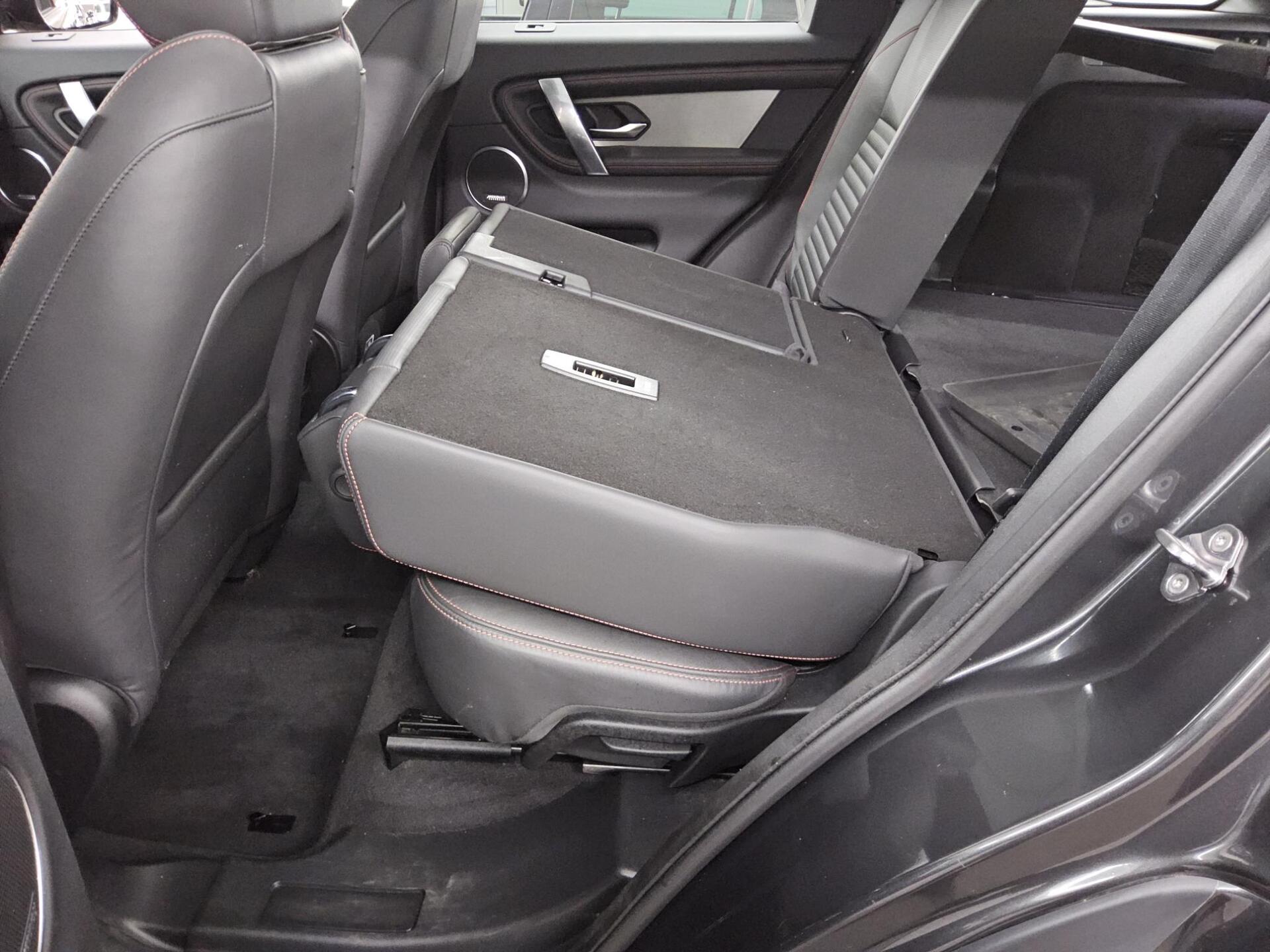 Land Rover Discovery Sport D200 AWD HSE R-Dynamic Navi Pano 13