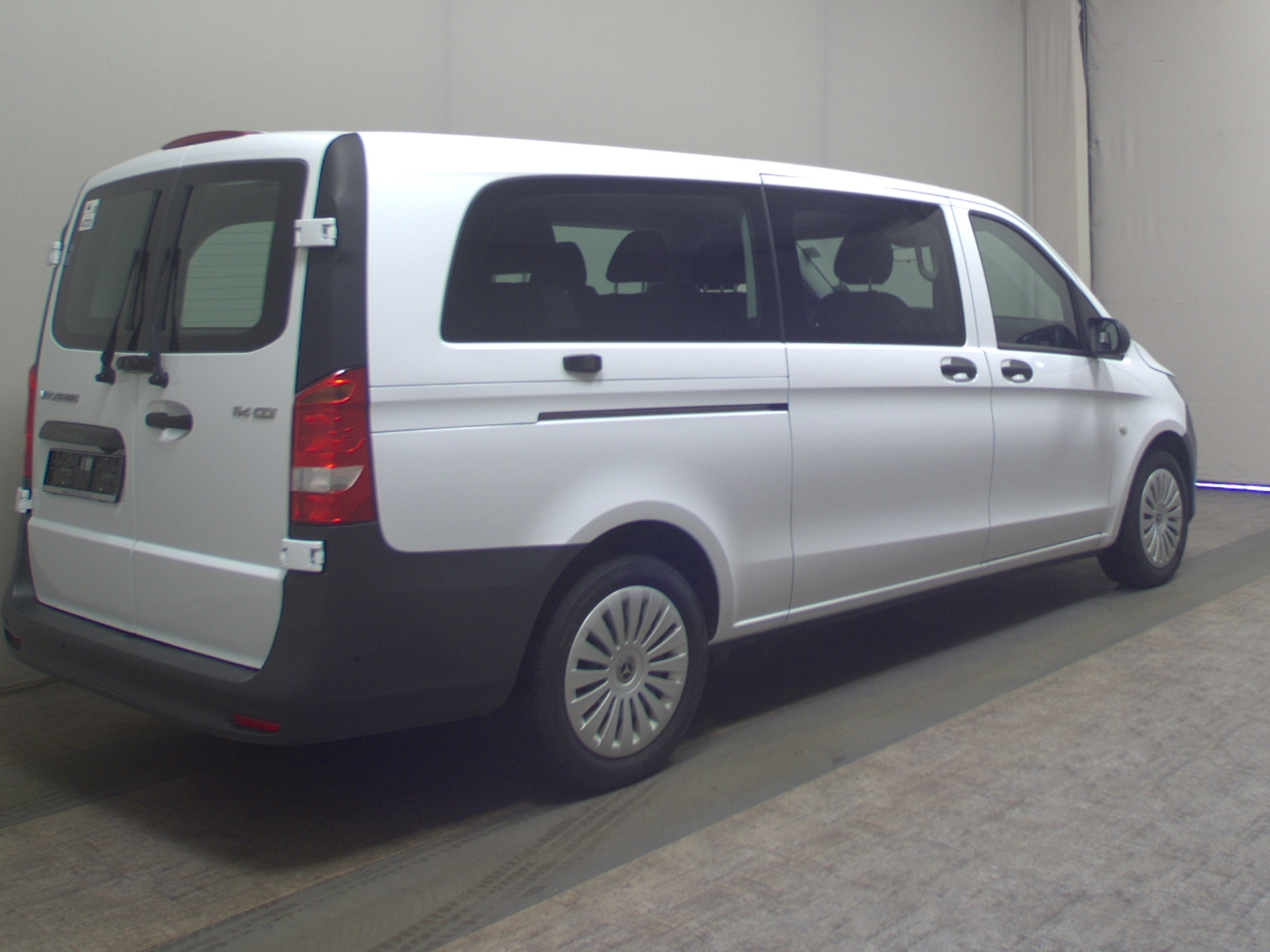 Mercedes-Benz Vito Tourer Pro Extralang 8-Sitze Navi RFK PDC 4