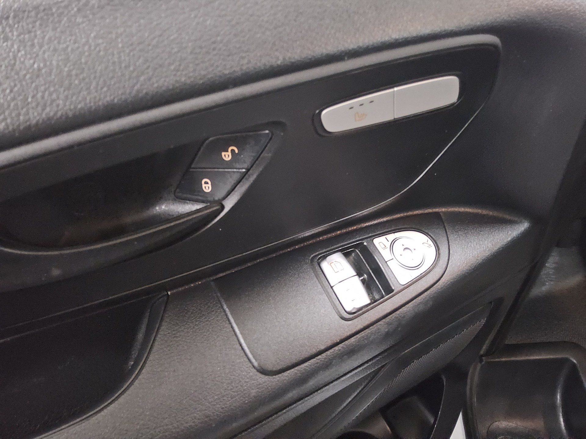 Mercedes-Benz Vito CDI Tourer Pro extralang 8-Sitze Navi RFK 9