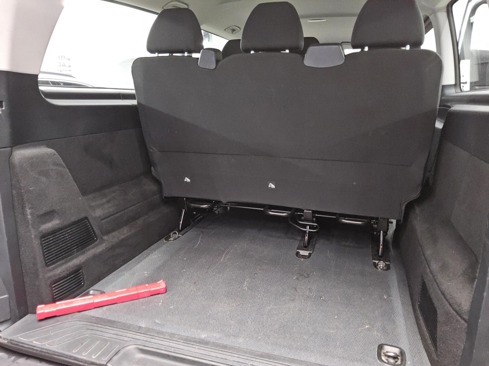 Mercedes-Benz Vito CDI Tourer Pro Extralang 8-Sitze Navi RFK 10