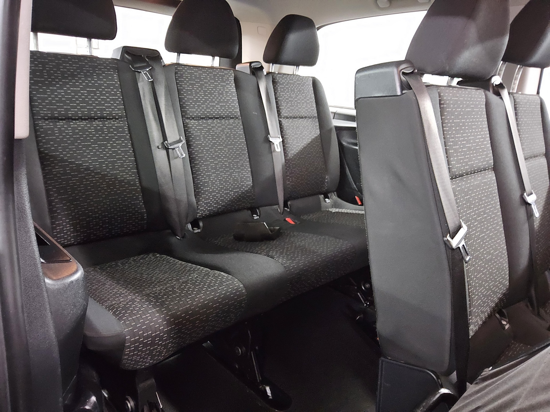 Mercedes-Benz Vito Lang CDI 4x4 Tourer Pro 8-Sitze Navi PDC 12