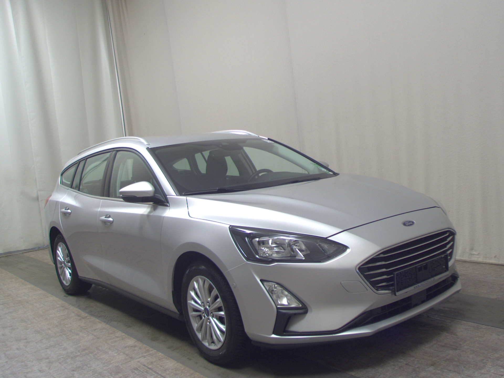 Ford Focus Turnier 1.0 EB Titanium Navi LED RFK SHZ 3