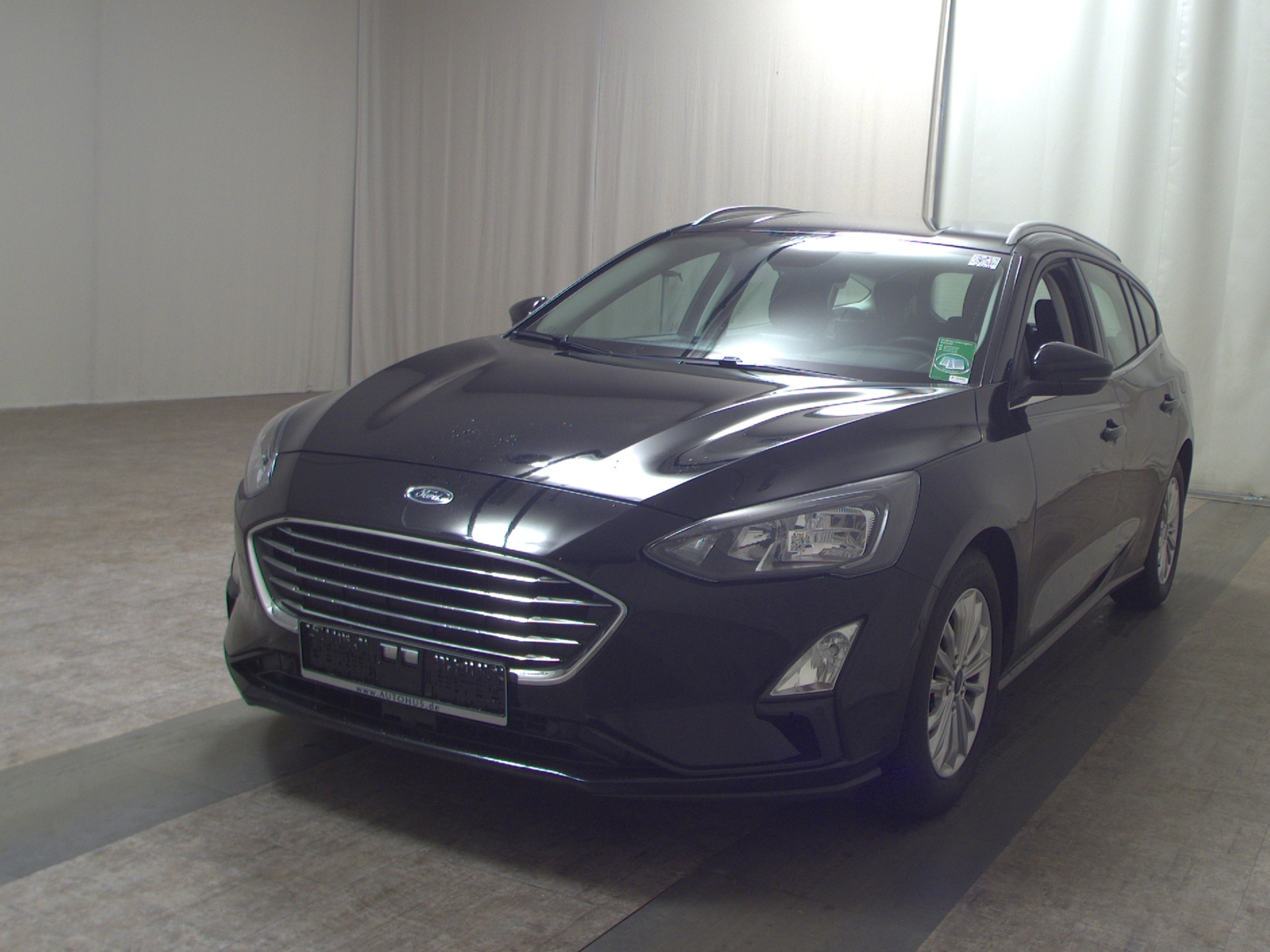 Ford Focus Turnier 1.0 EB Titanium LED Shz Navi RfK 2