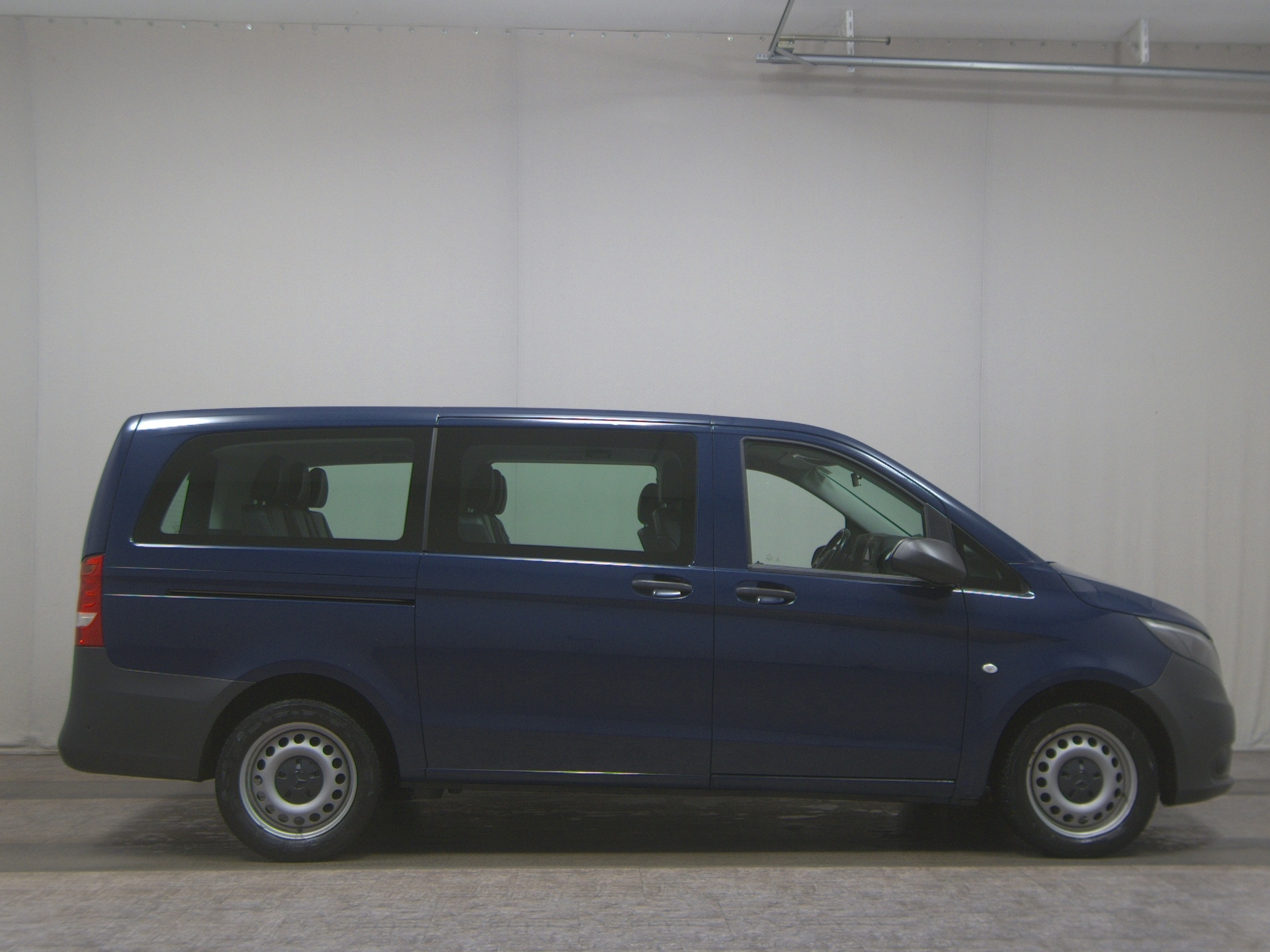Mercedes-Benz Vito Lang CDI 4x4 8-Sitze Leder Navi RFK