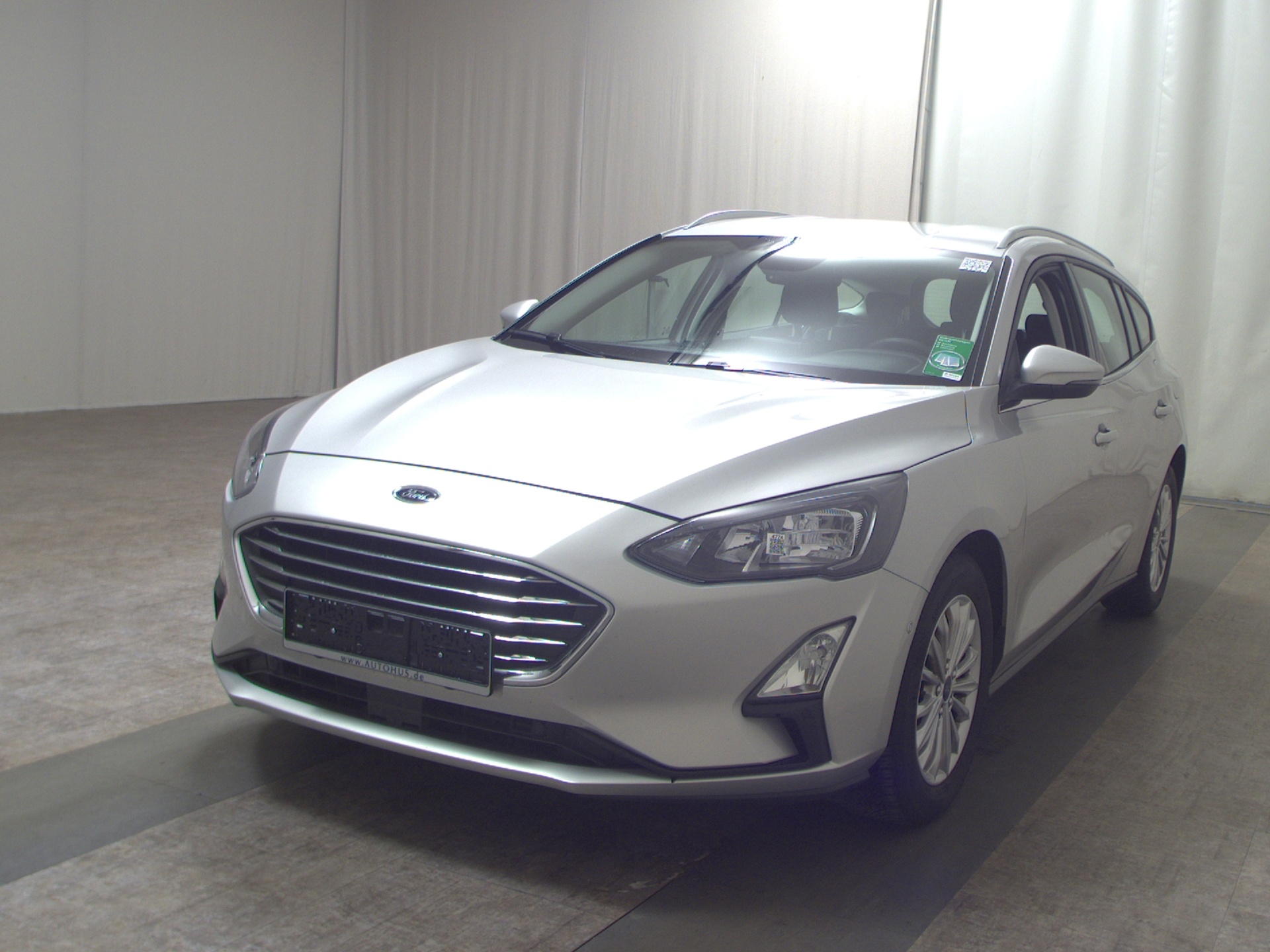 Ford Focus Turnier 1.0 EB Titanium Navi LED RfK Shz 2