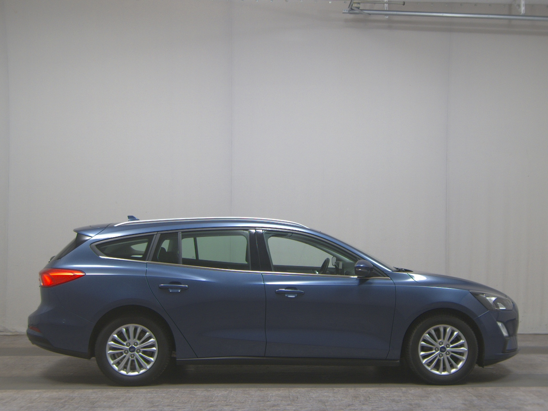 Ford Focus Turnier 1.0 EB Titanium Navi LED RfK Shz