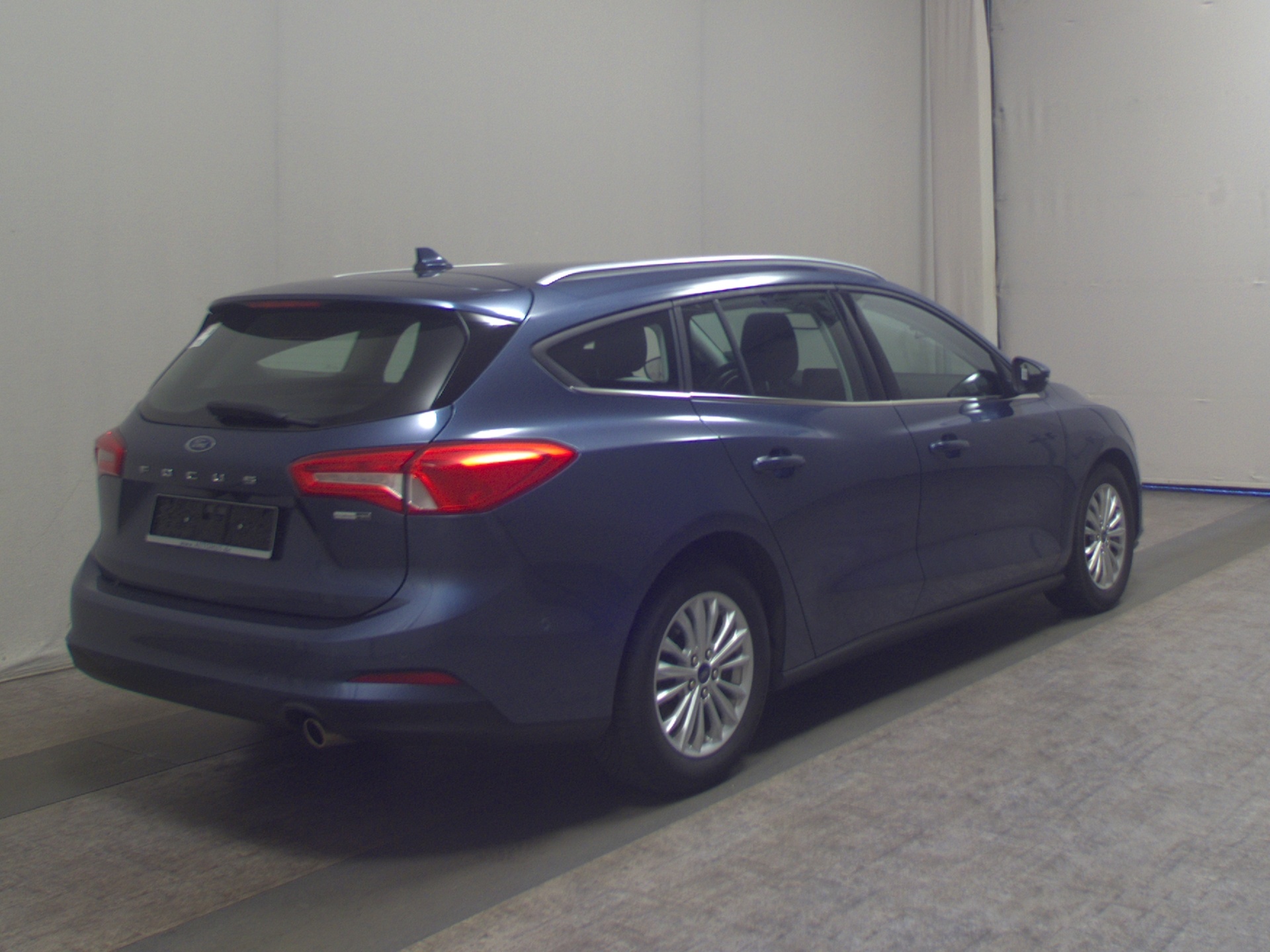 Ford Focus Turnier 1.0 EB Titanium Navi LED RfK Shz 4