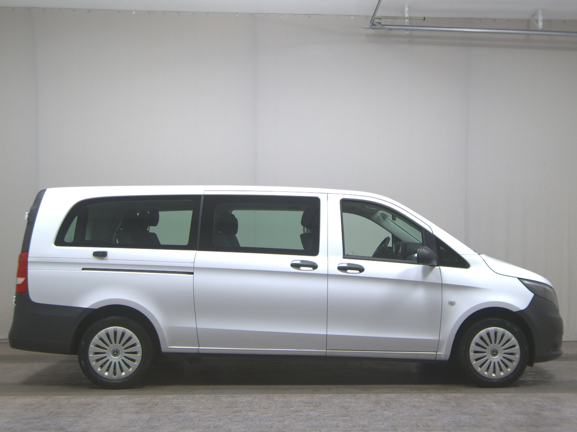 Mercedes-Benz Vito Tourer 114 CDI extralang 8-Sitze Navi RFK
