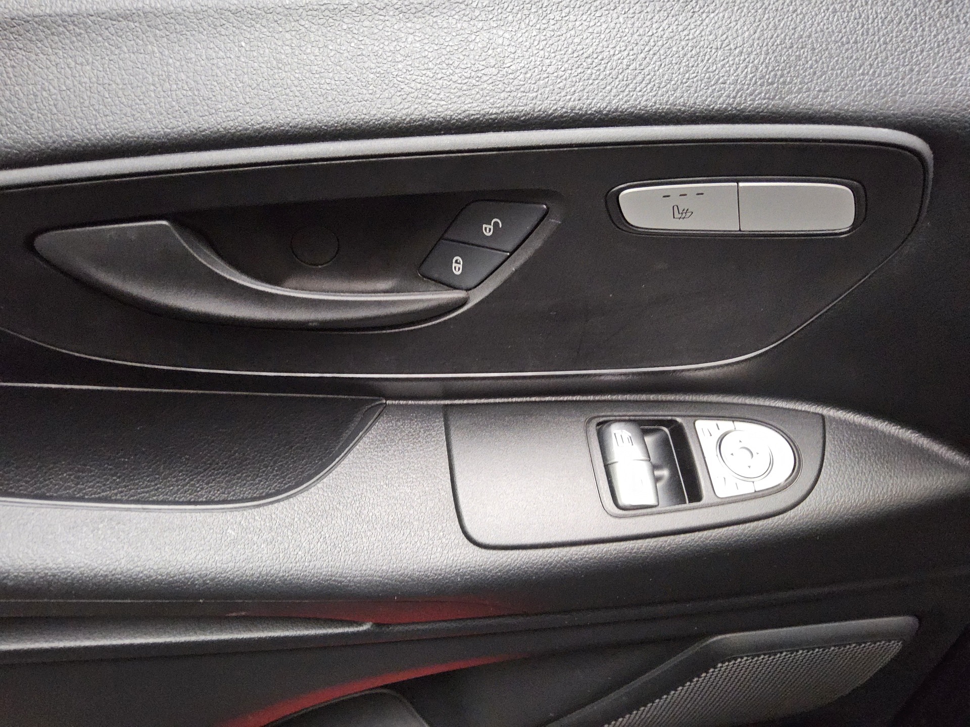 Mercedes-Benz Vito Lang CDI 8-Sitze Navi RfK Shz PDC BT DAB 9