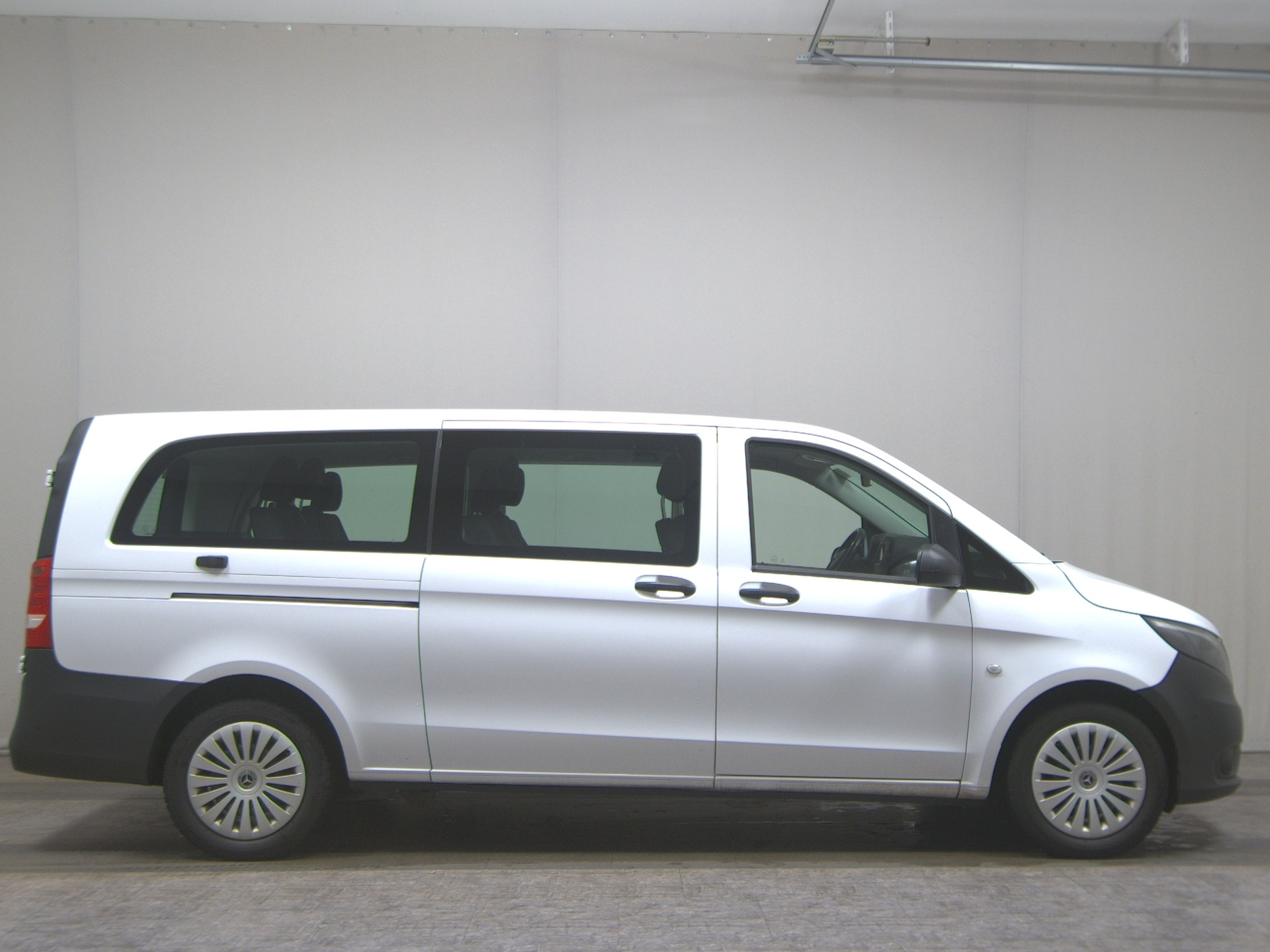 Mercedes-Benz Vito Tourer 114 CDI extralang 8-Sitze Navi RFK