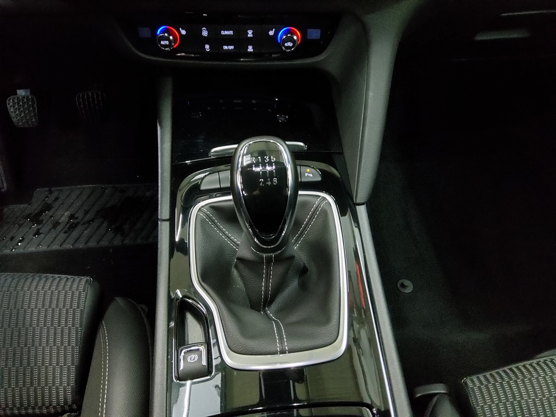 Opel Insignia ST 2.0 D Business Elegance T-Leder Navi 6