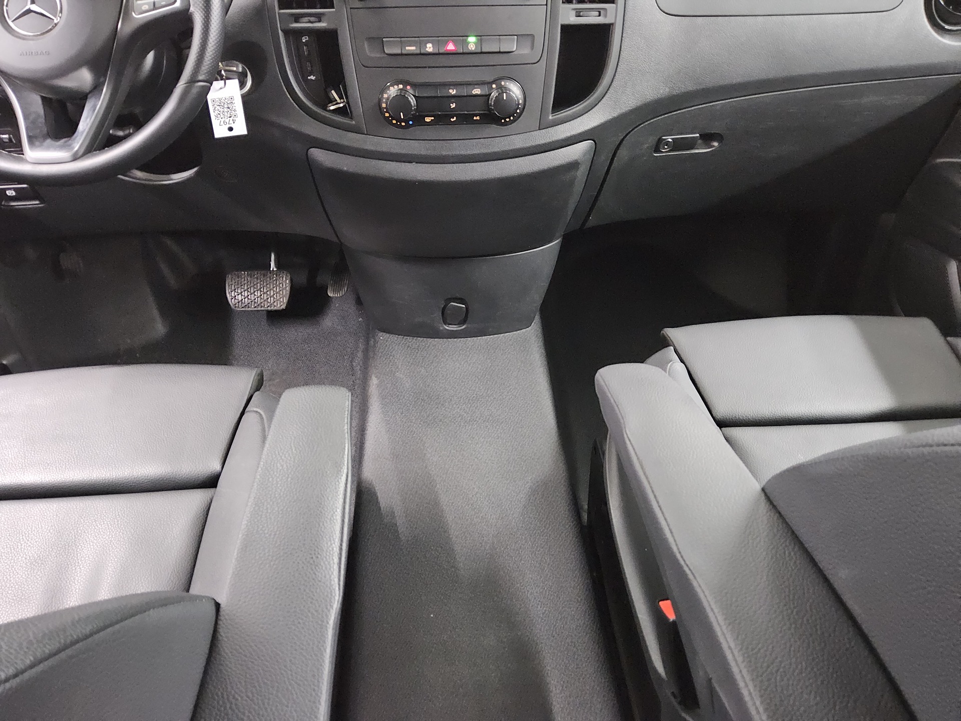 Mercedes-Benz Vito Tourer 114 CDI extralang 8-Sitze Leder Navi 6