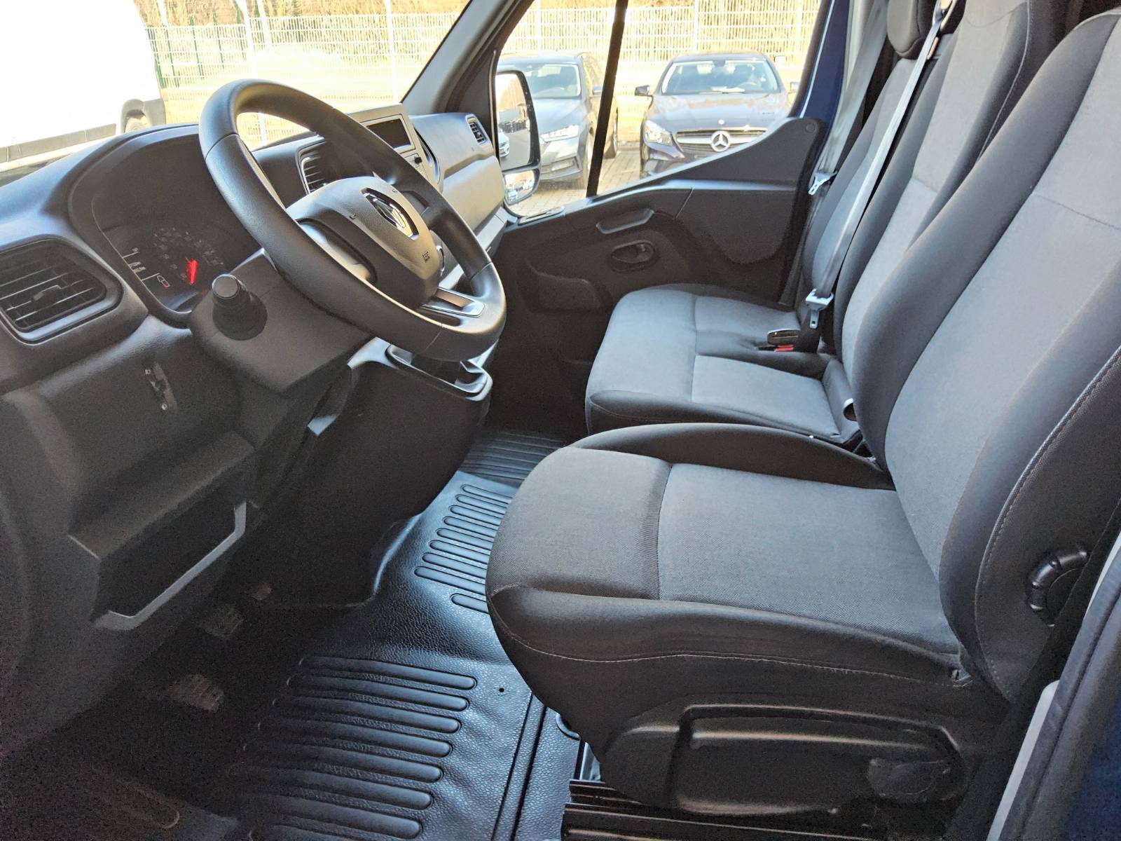 Renault Master L2H2 2.3 dCi Klima 3-Sitzer 8