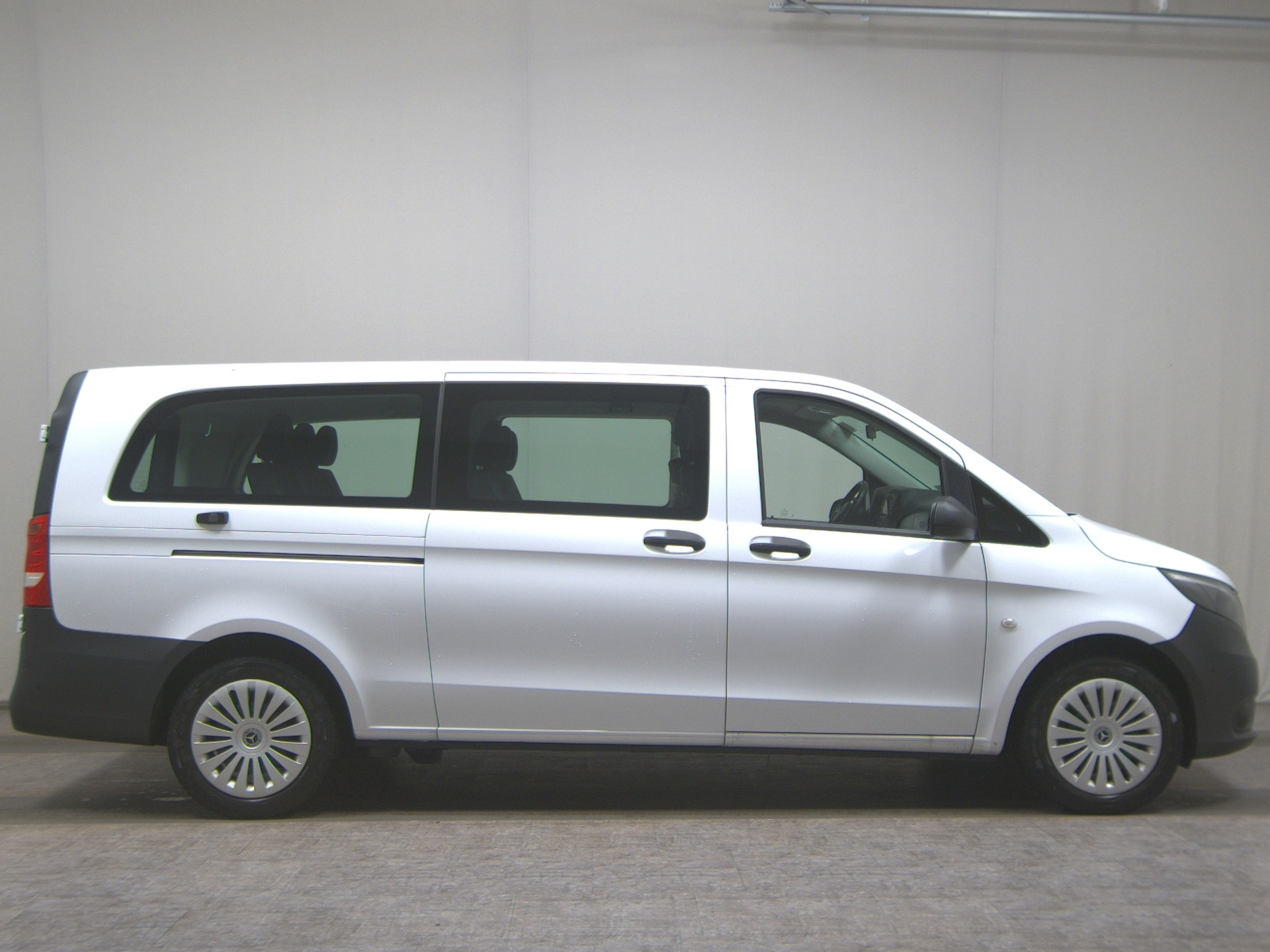 Mercedes-Benz Vito CDI Tourer Pro extralang 8-Sitze Navi RFK