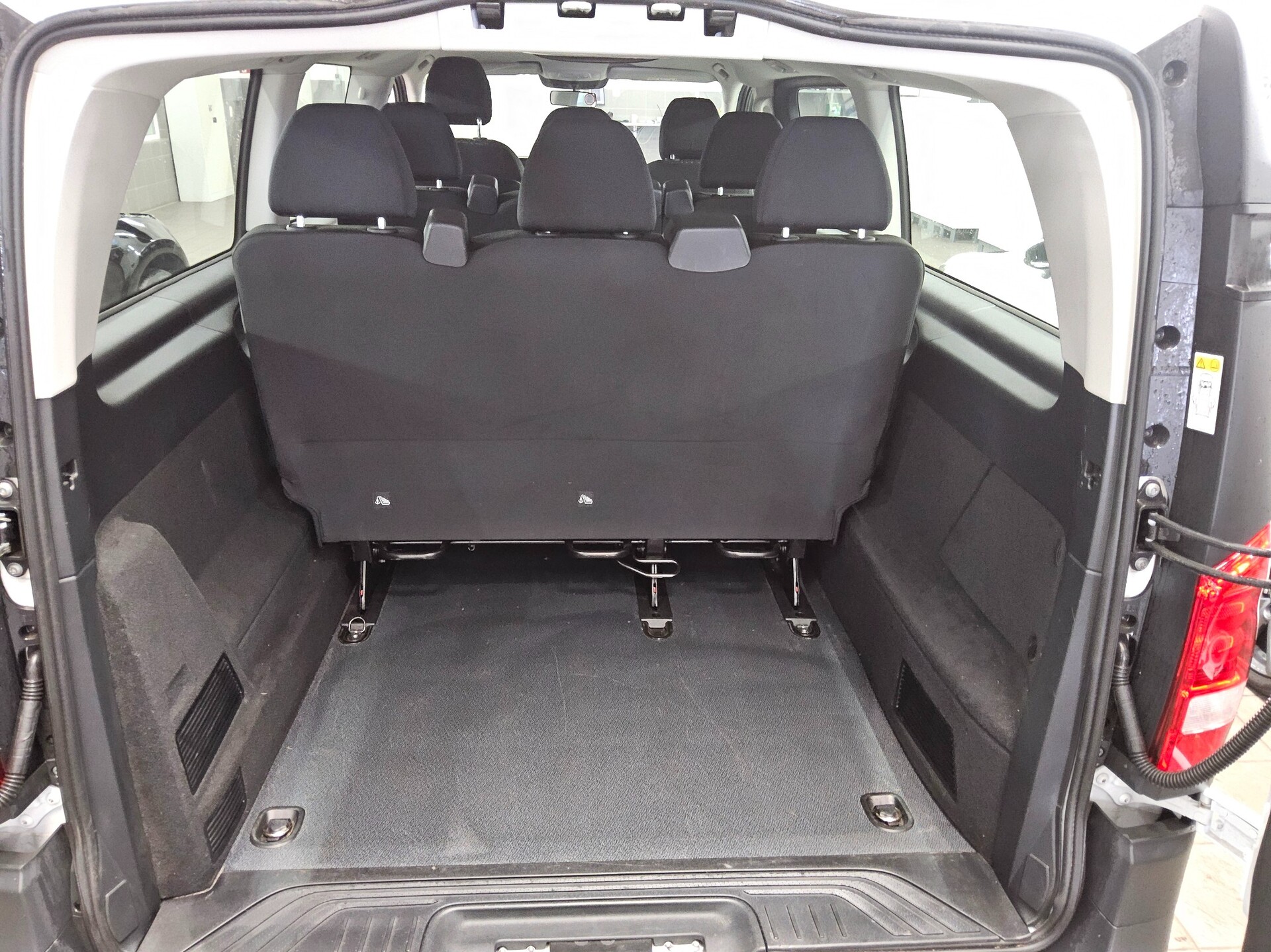 Mercedes-Benz Vito CDI Tourer Pro extralang 8-Sitze Navi RFK 11