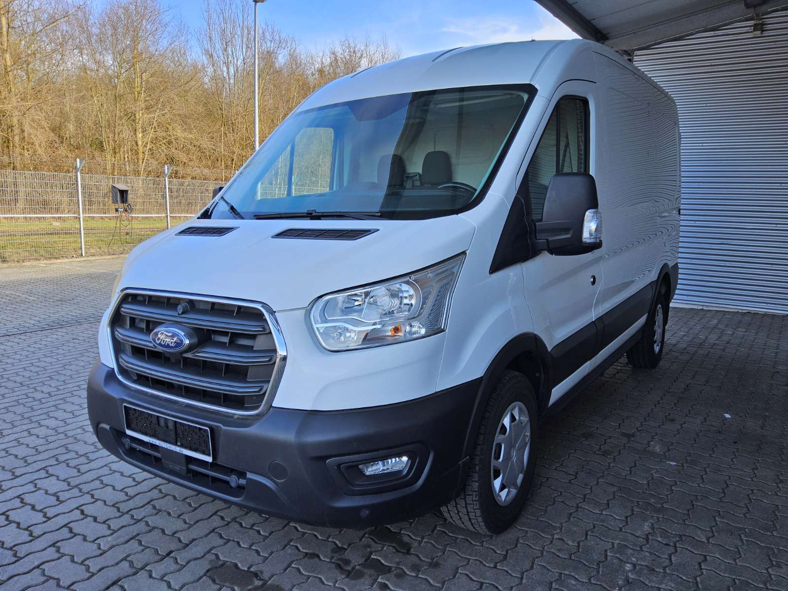 Ford Transit FT 350 L2H2 2.0 TDCi Trend 3-Sitze PDC