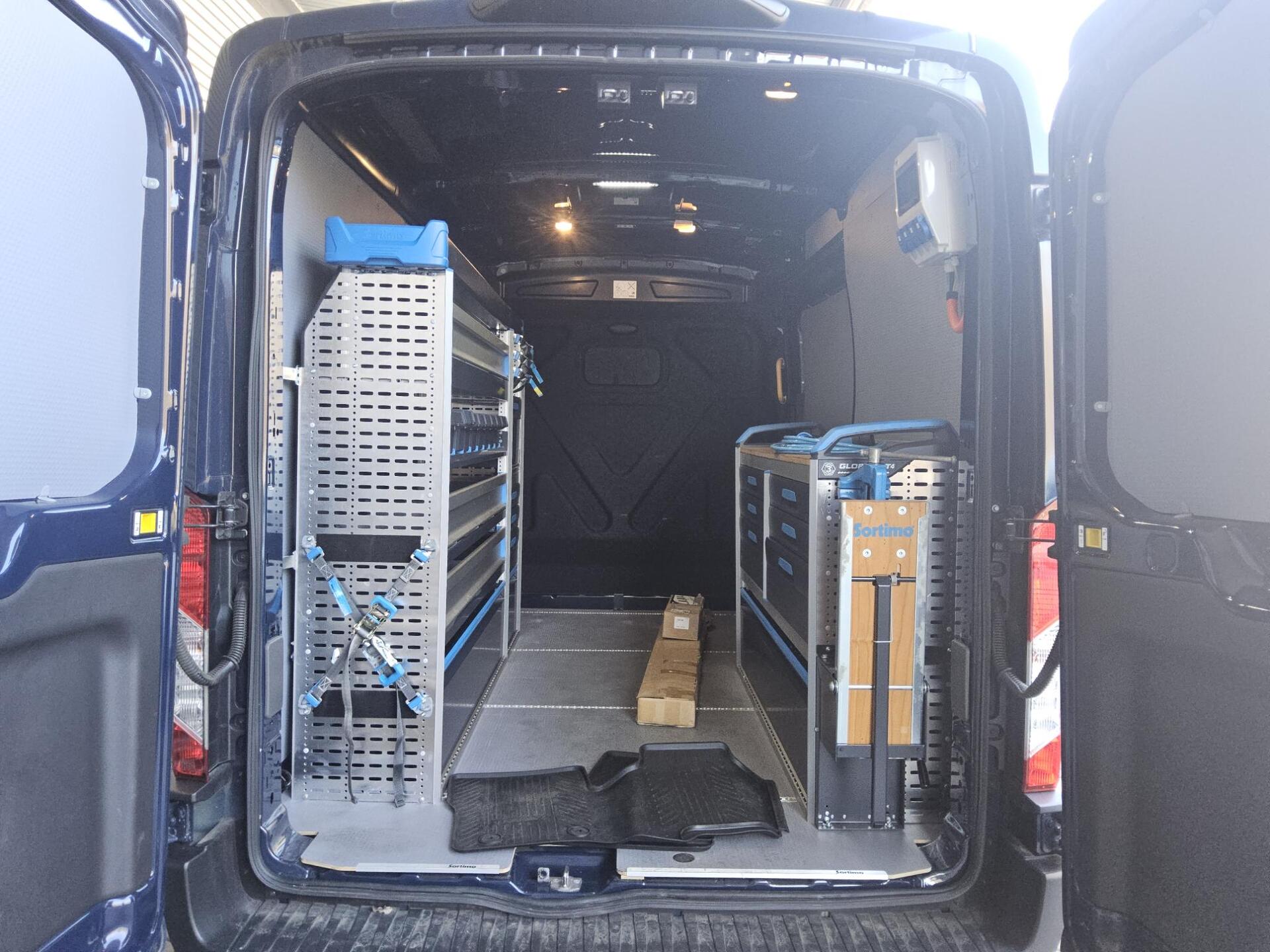 Ford Transit FT 350 L2H2 2.0 TDCi Trend Regale PDC 11