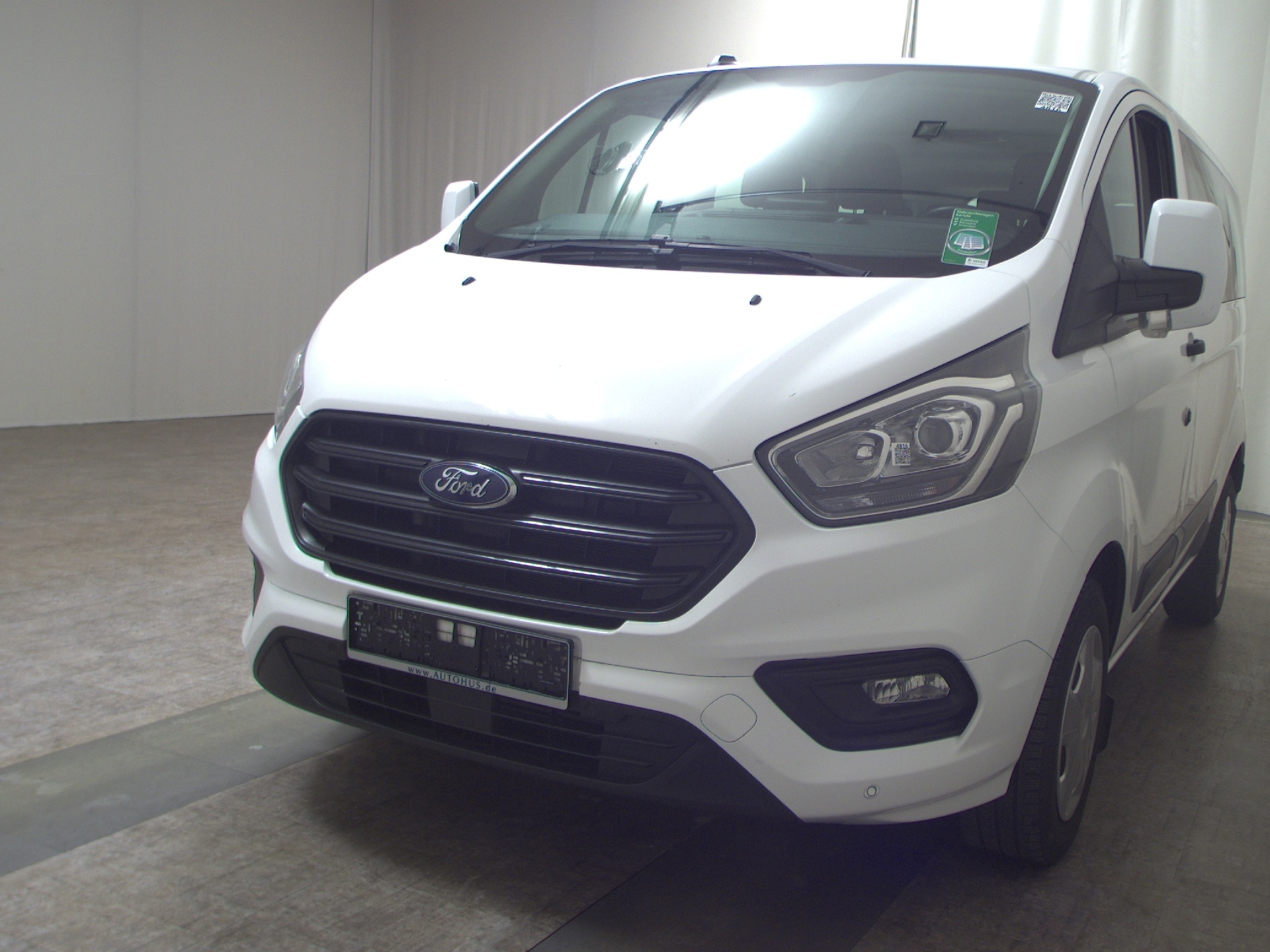 Ford Transit Custom 2.0 TDCi Trend L1 9-Sitze Navi 2