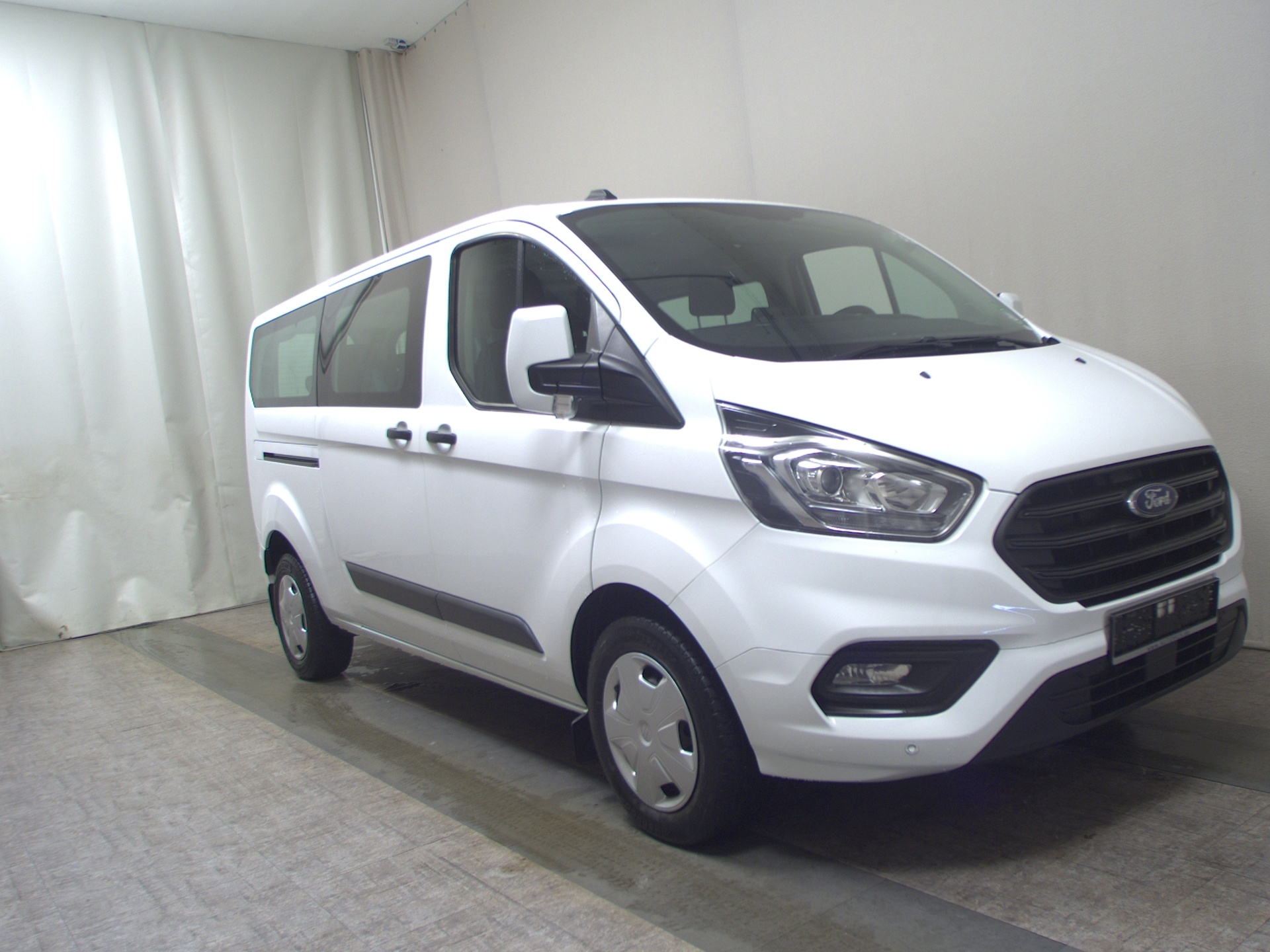 Ford Transit Custom 2.0 TDCi Trend L2 9-Sitze Navi 3