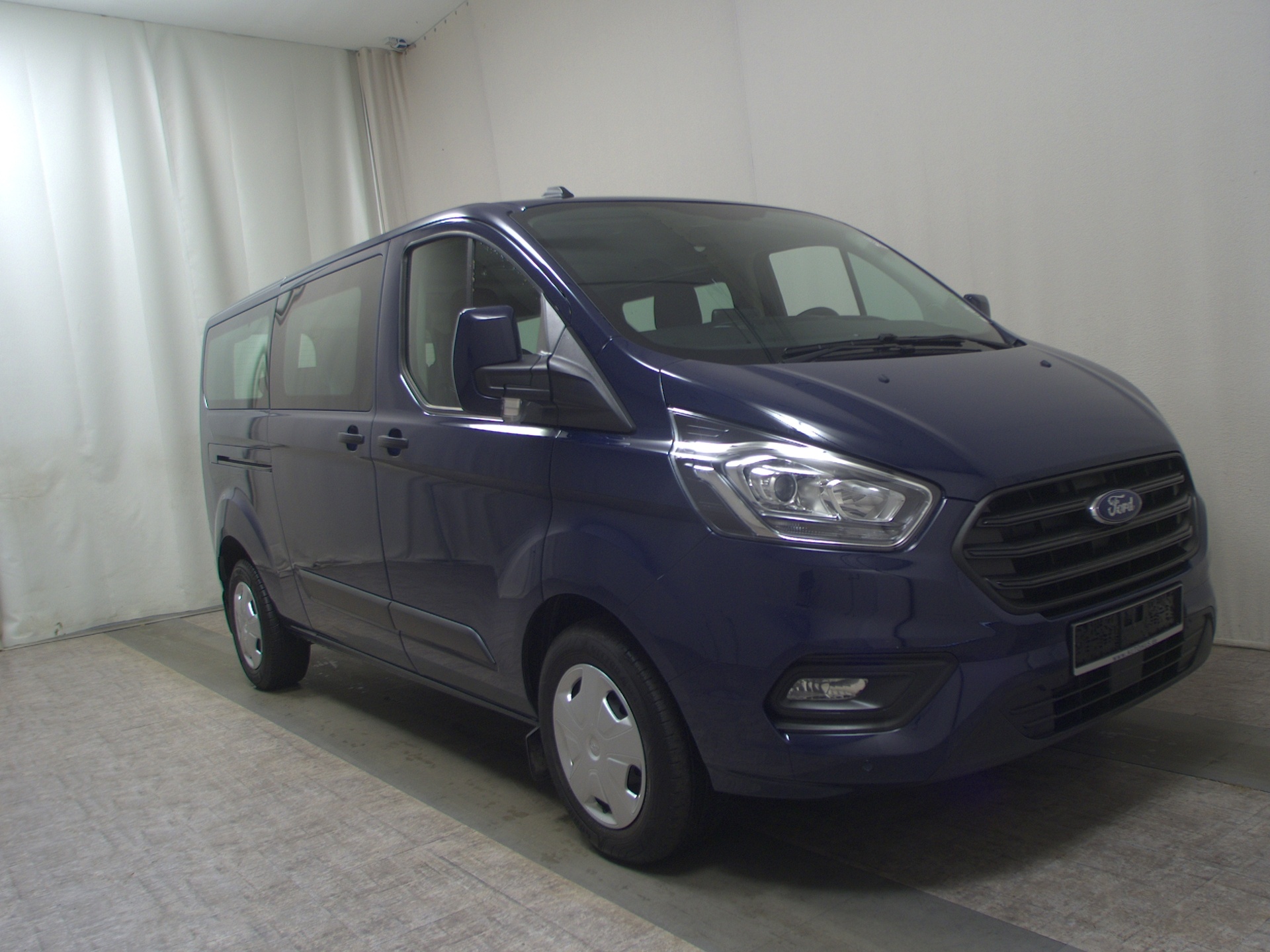 Ford Transit Custom 2.0 EB L2 Trend 8-Sitze Navi PDC 3