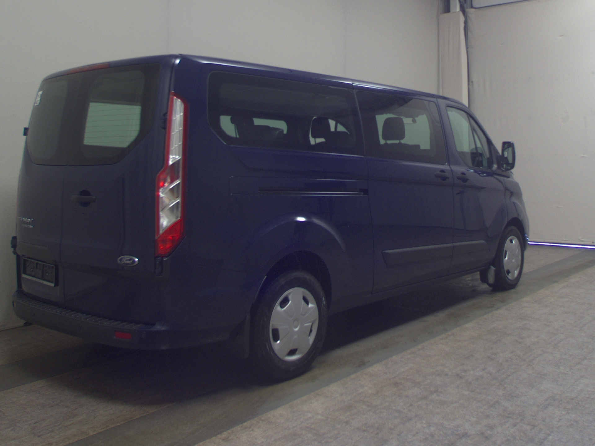 Ford Transit Custom 2.0 EB Trend L2 8-Sitze Navi PDC 4
