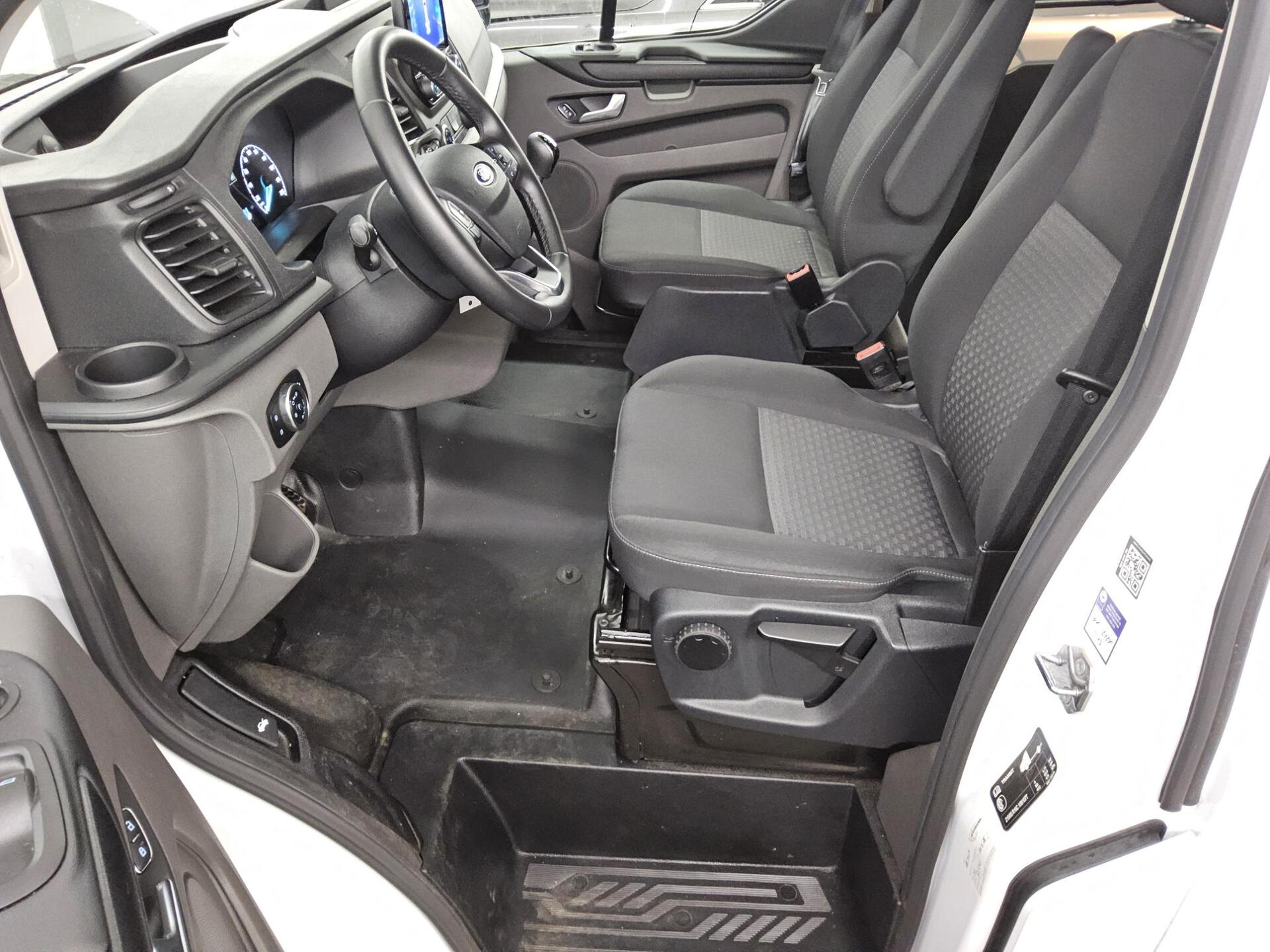 Ford Transit Custom 2.0 EB Trend L2 8-Sitze Navi DAB+ 8