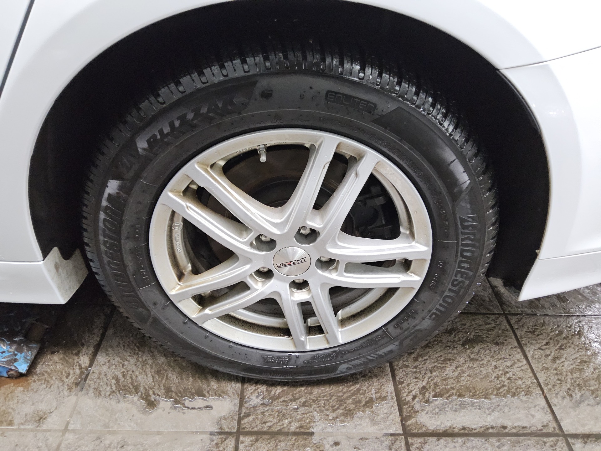 Ford Mondeo Turnier 2.0 EB Titanium Navi LED RFK DAB 10