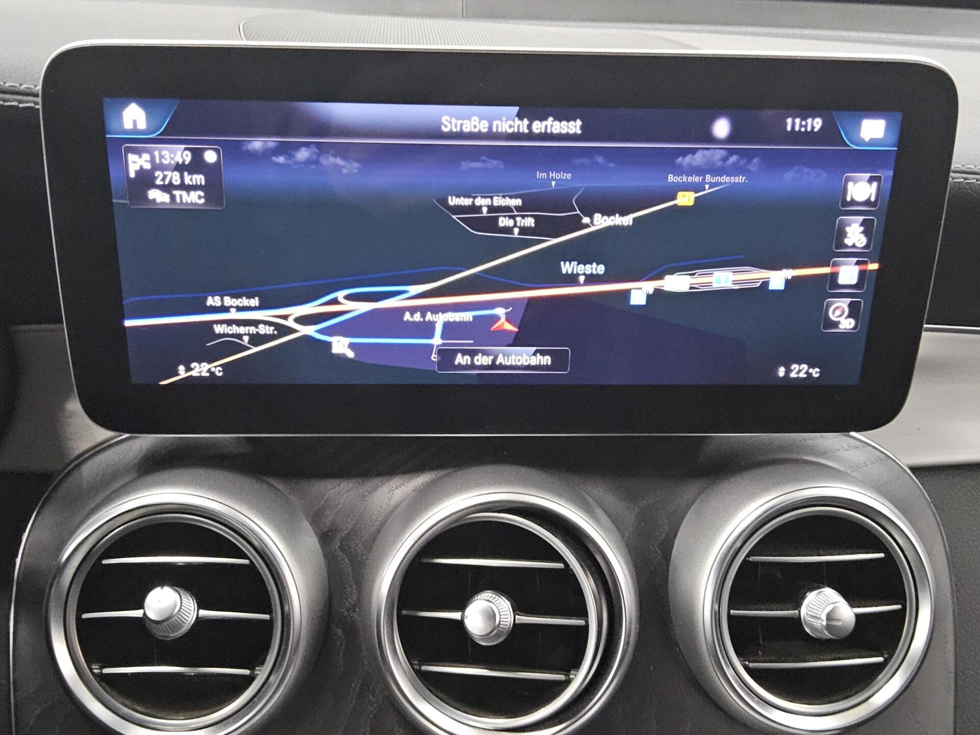 Mercedes-Benz GLC 300 de 4M T-Leder Navi LED AHK 7