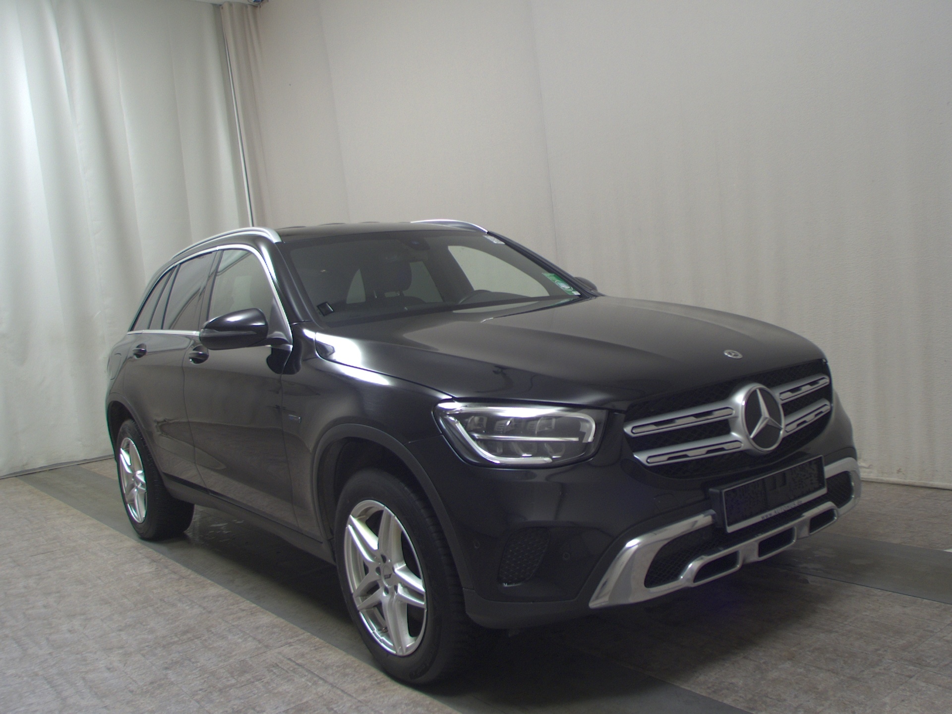 Mercedes-Benz GLC 300 de 4M T-Leder Navi LED AHK 3