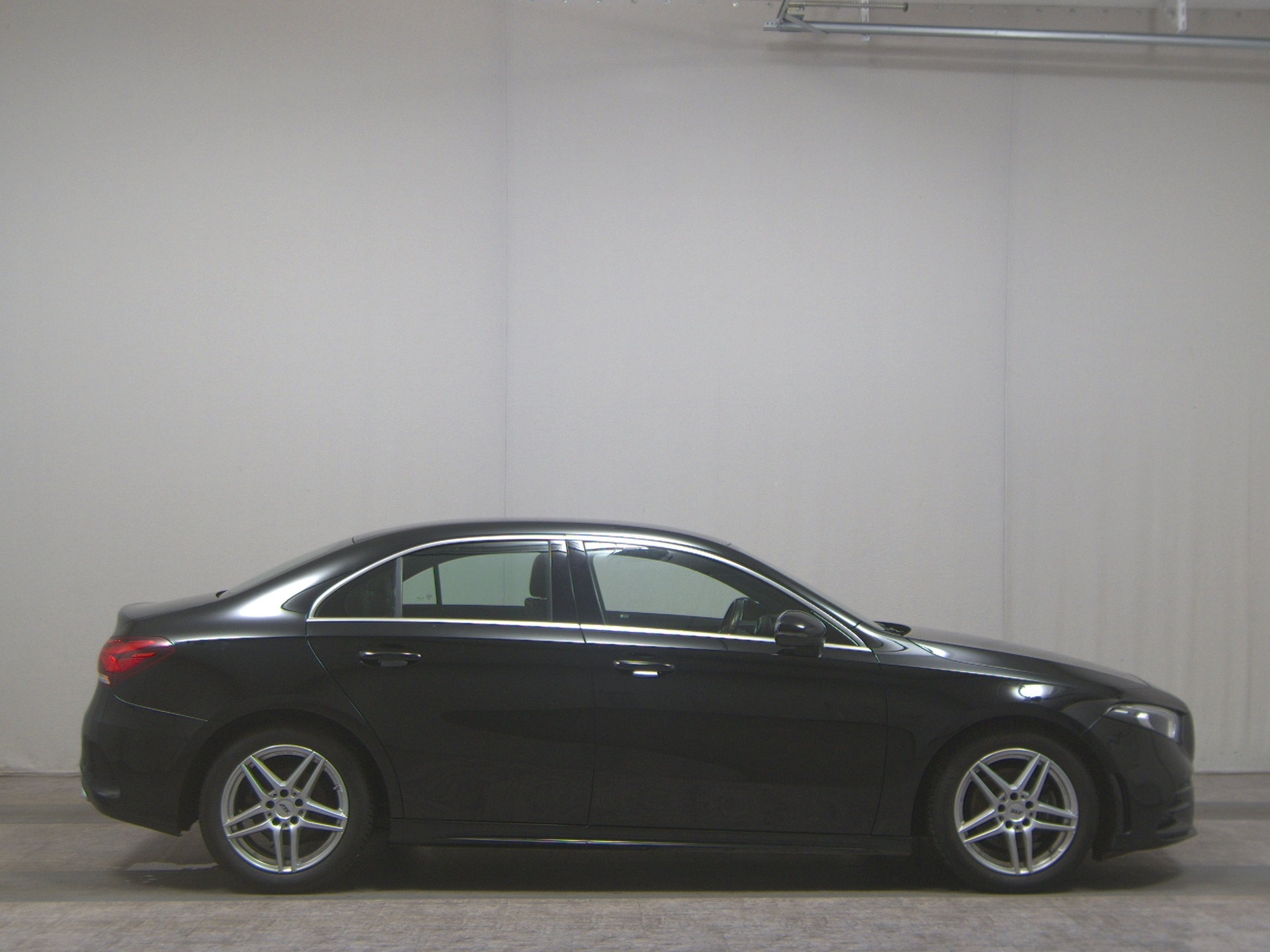 Mercedes-Benz A 200 d AMG-Line Navi LED Kamera MBUX+