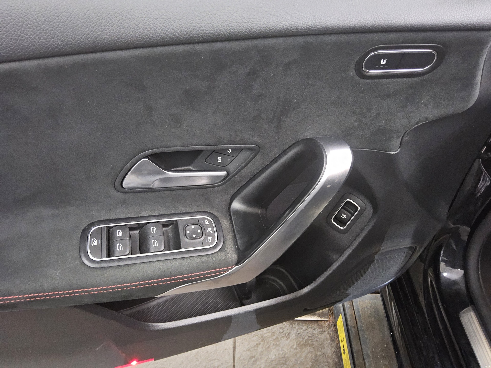 Mercedes-Benz A 200 d AMG-Line Navi LED Kamera MBUX+ 10