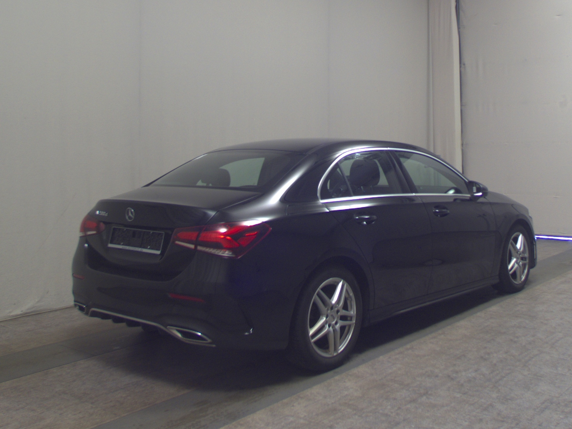 Mercedes-Benz A 200 d AMG-Line Navi LED Kamera MBUX+ 4