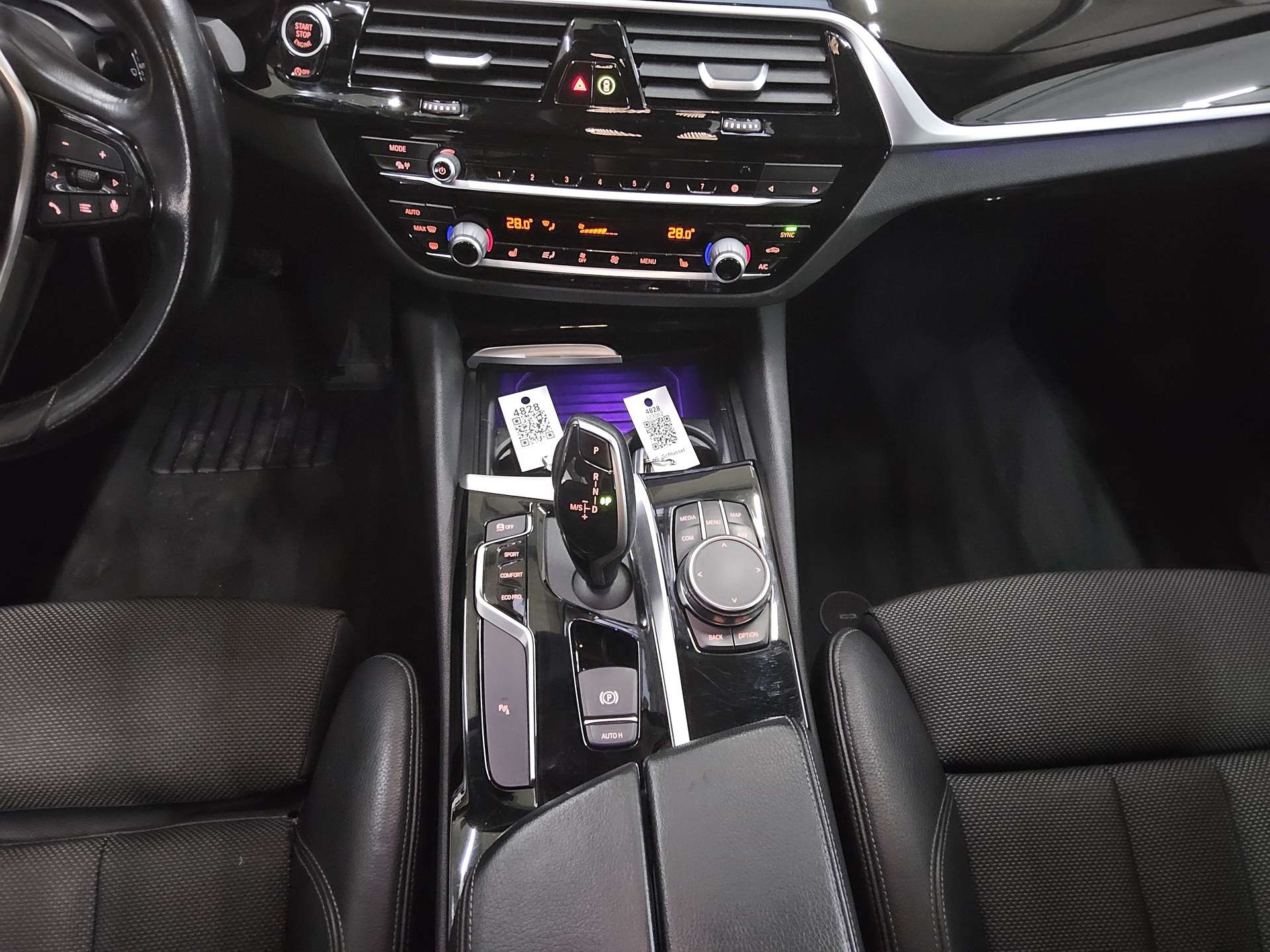 BMW 520dA Touring Sport-Line T-Leder Navi LC Pro AHK 6